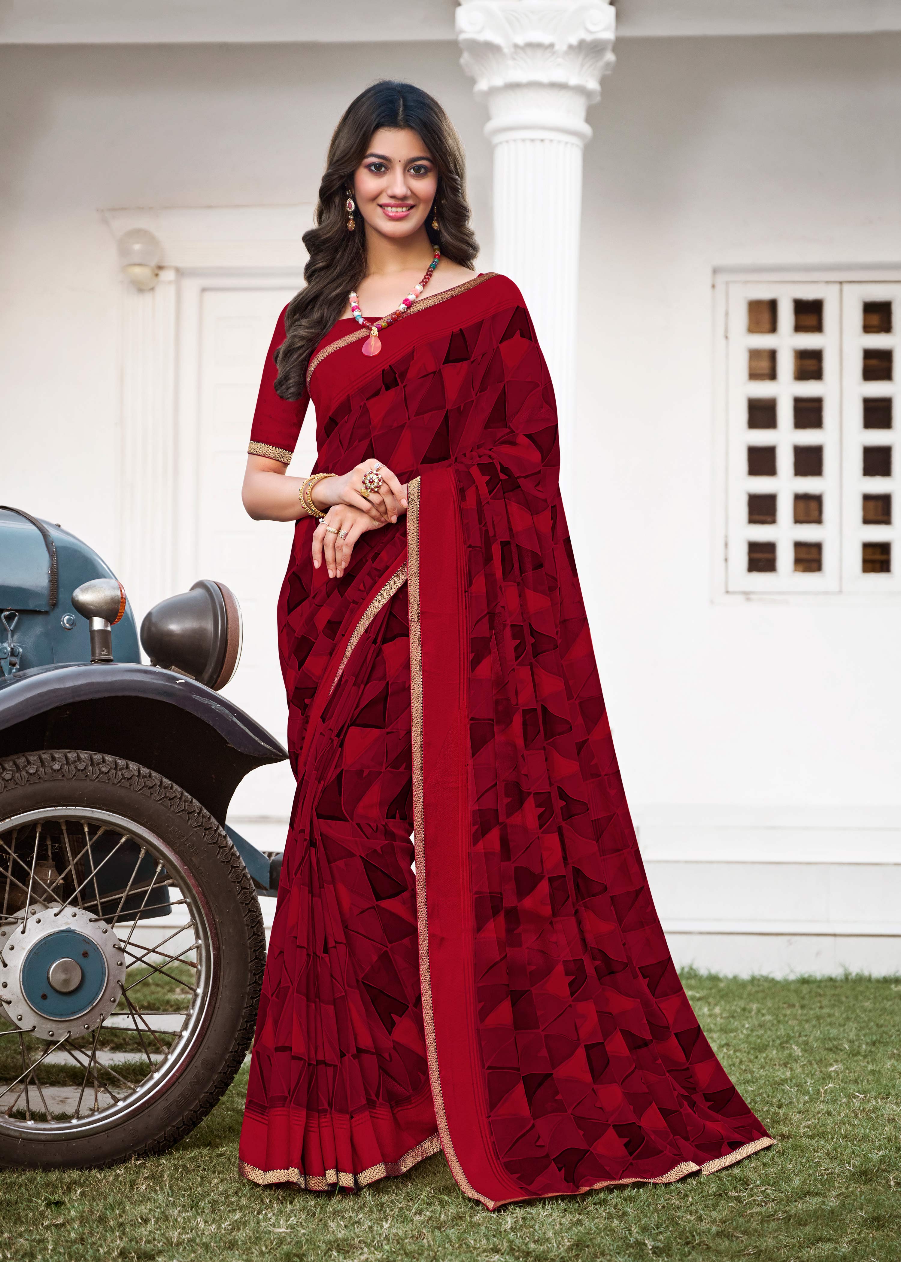Maroon Geometric Printed Georgette Saree - Zoya