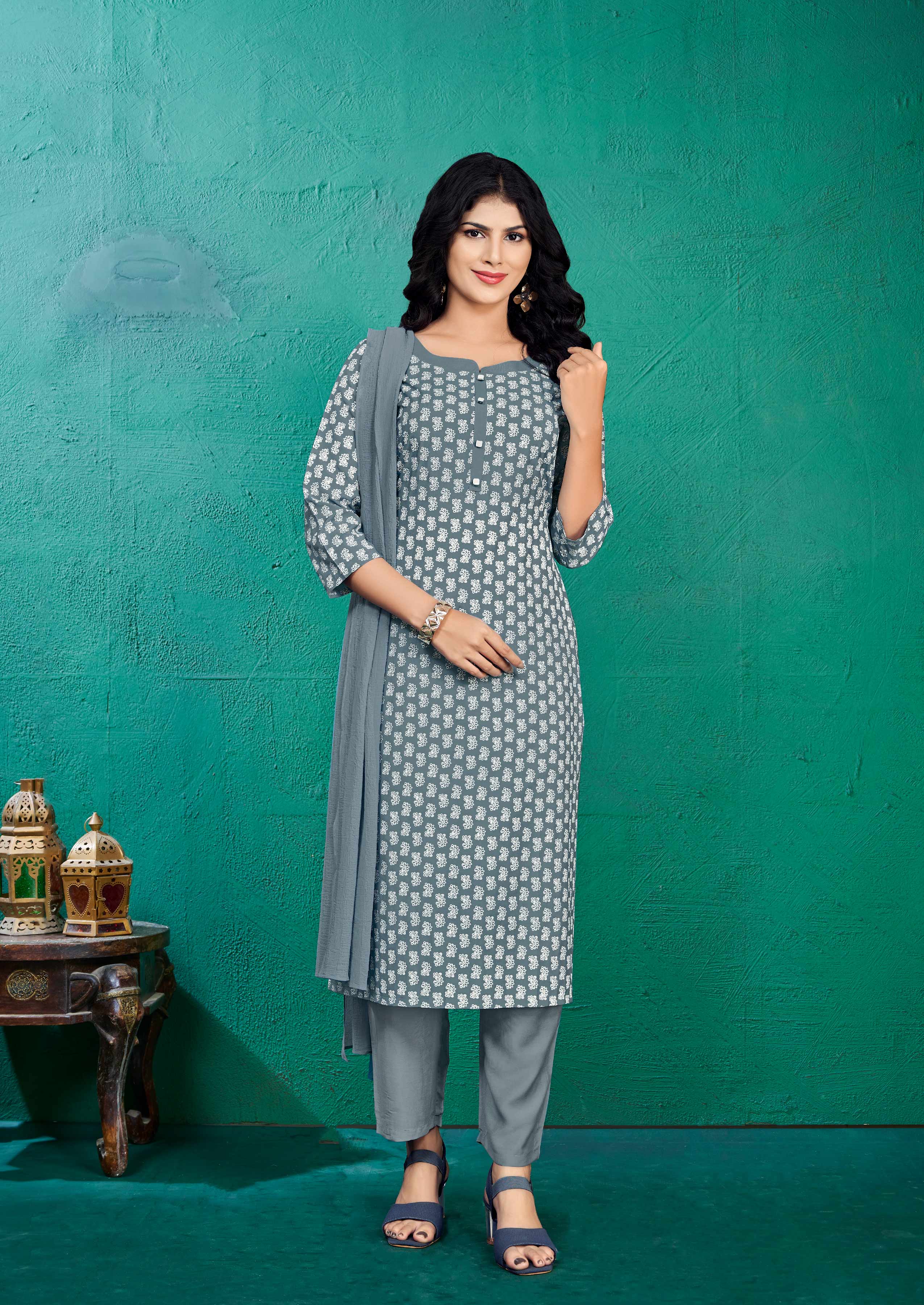 Laxmipati Kashish Floral Printed Straight Kurta Set with Trousers & Dupatta in Grey Color
