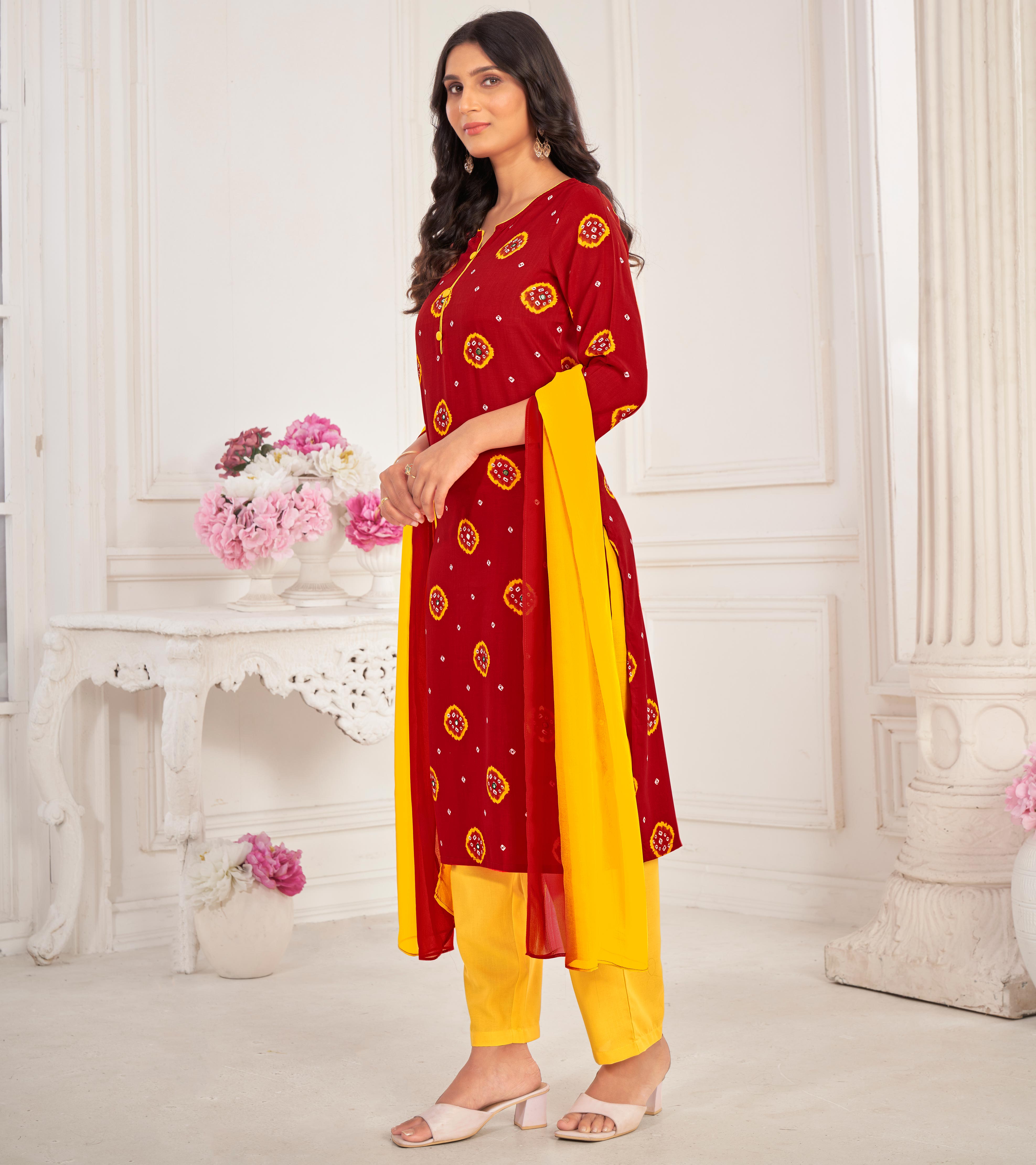 Red Muslin Printed Straight Kurta with Pant and Dupatta Set - Bandhani