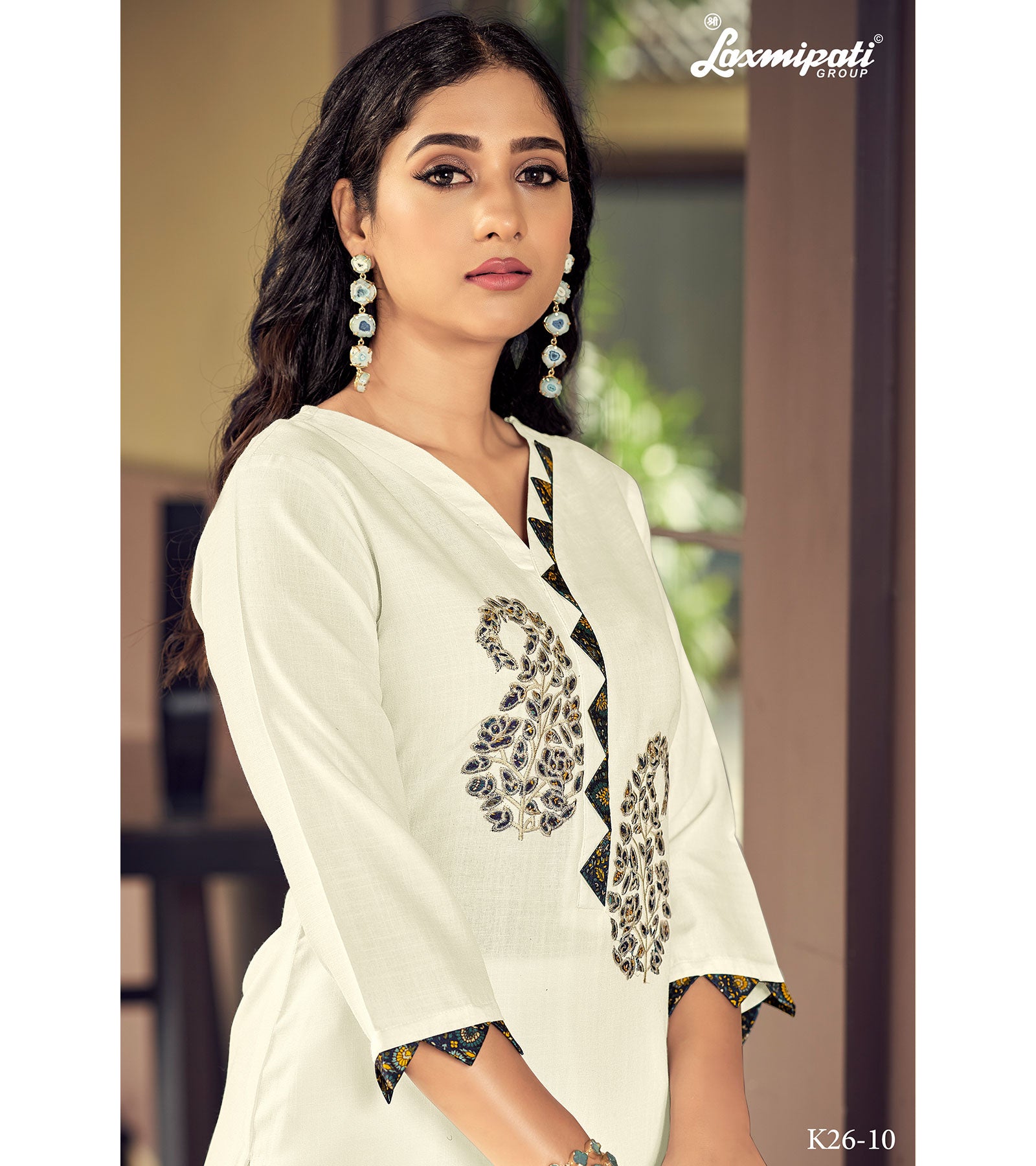 Laxmipati K26-10 Spun Base White Kurti With Pant