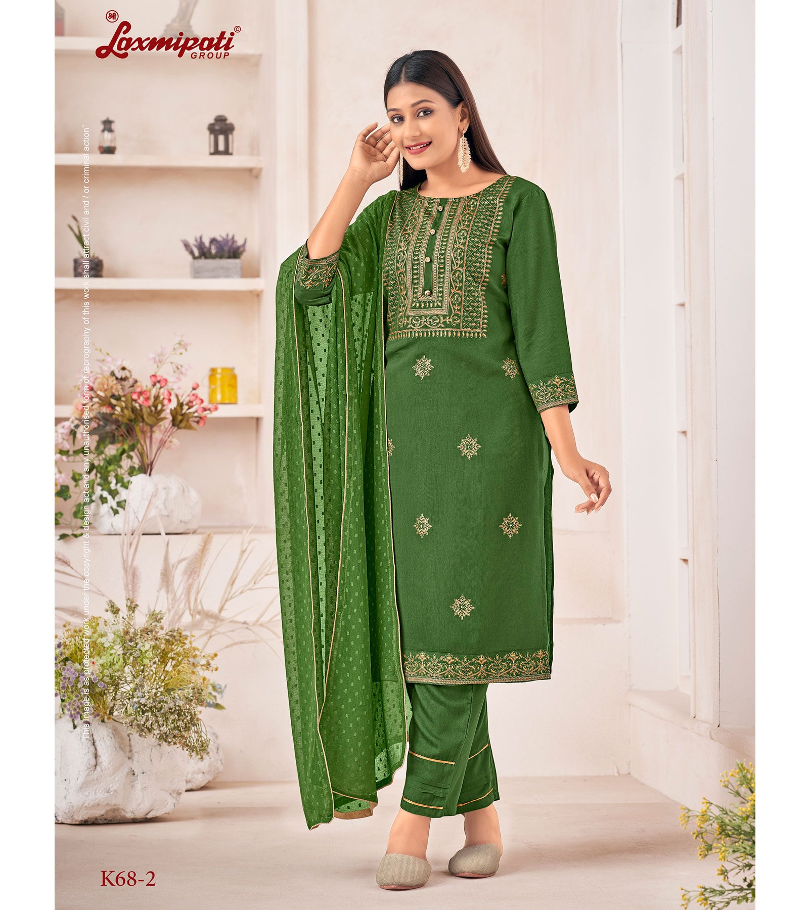 Laxmipati Muslin Base Fabric Forest Green Kurta With Pant & Dupatta