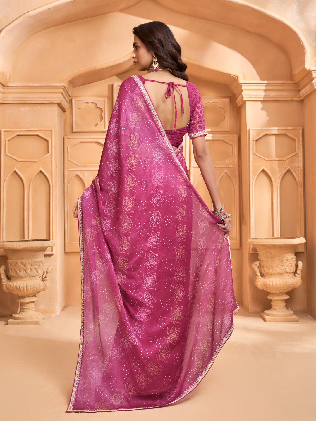 Laxmipati Tohfa Floral Printed Chiffon Saree in Pink Color