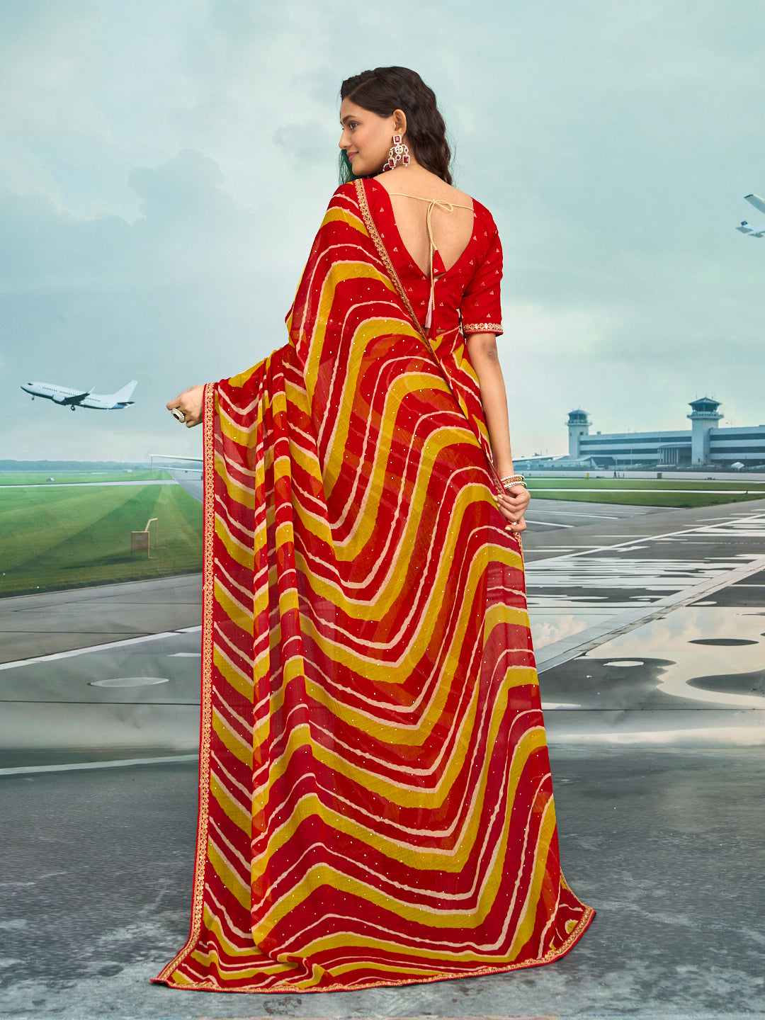 Laxmipati Raadhika Red Diagonal Wavy Striped Print Chiffon Saree