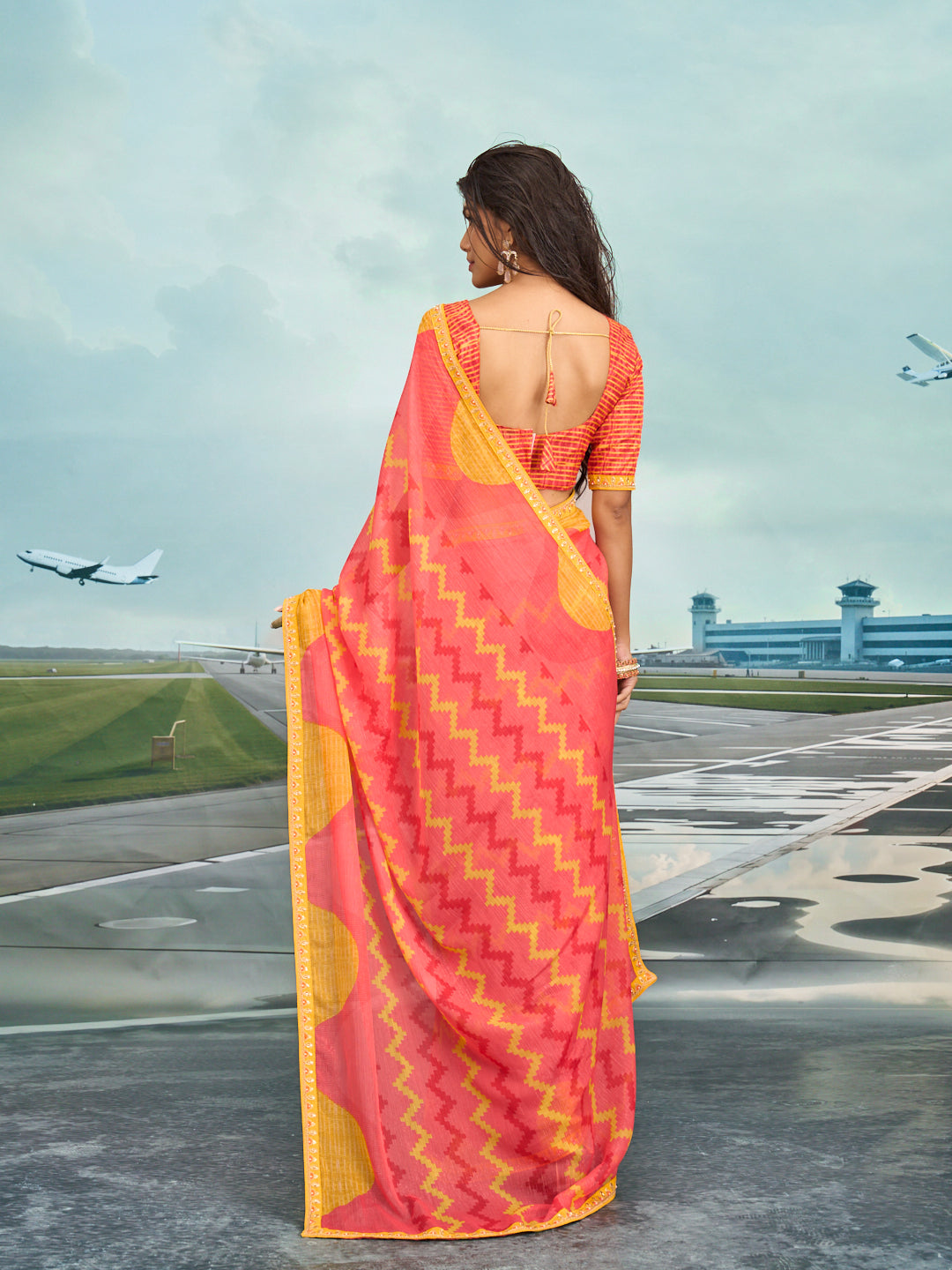 Laxmipati Raadhika Peach Chevron Print Chiffon Saree