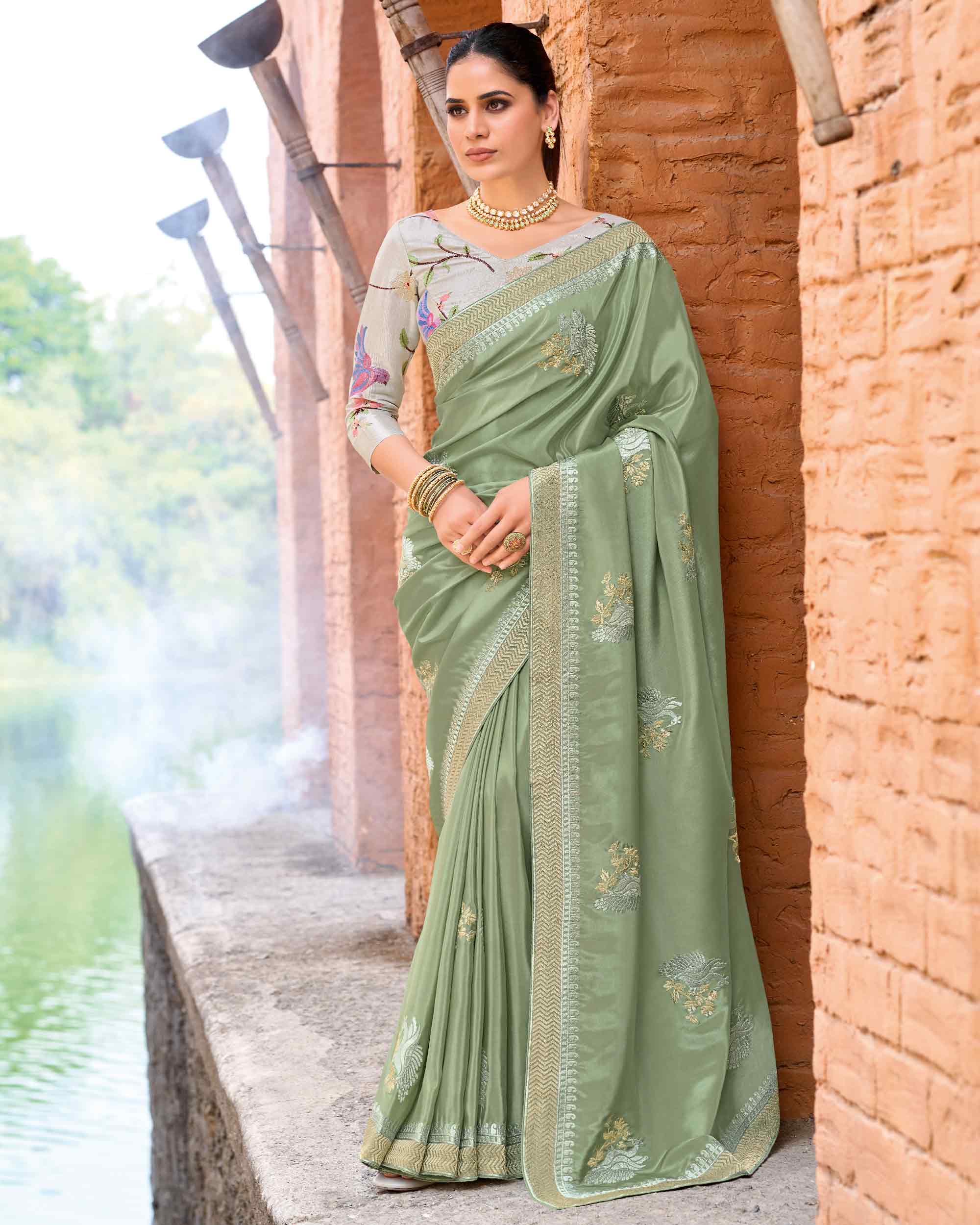 Laxmipati Makhmali Green Silk Blend Embroidered Saree