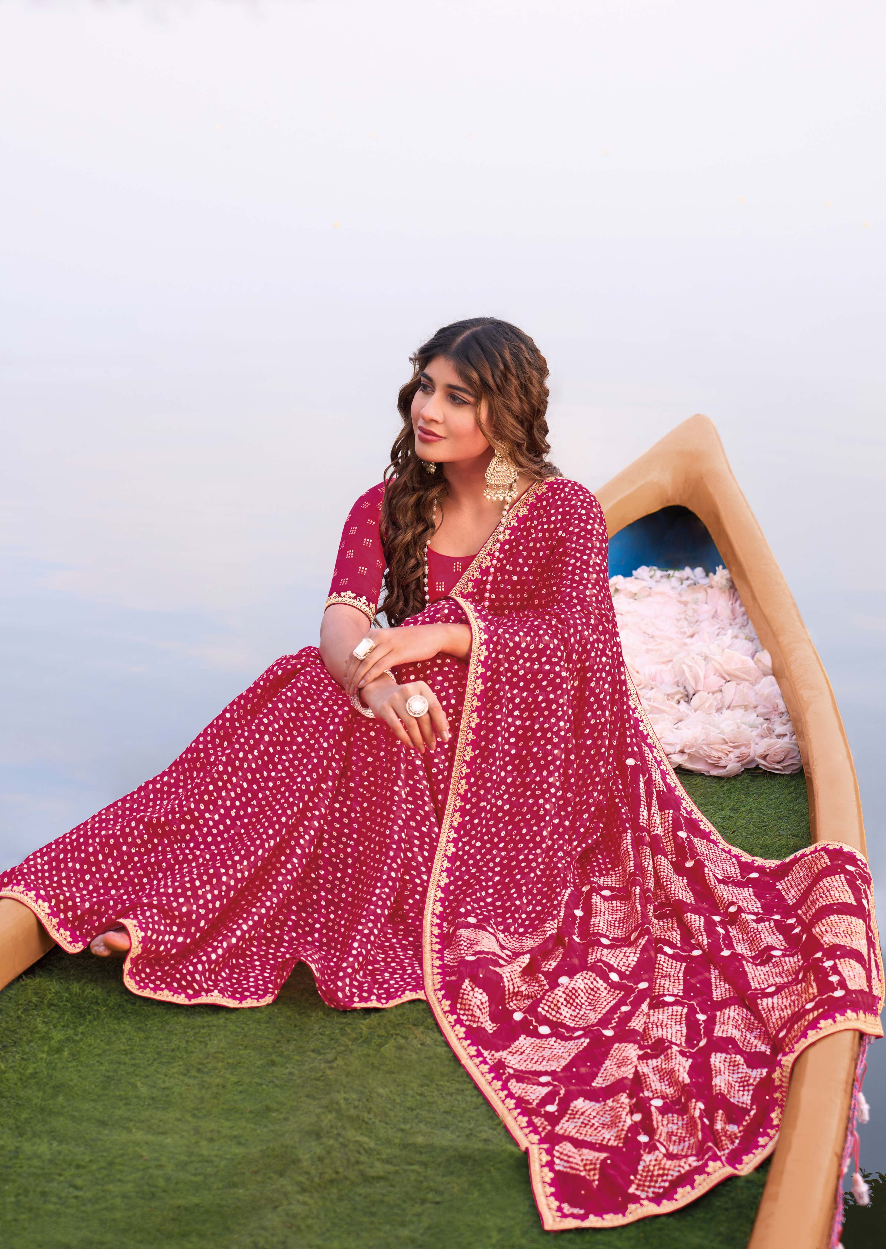 Ready to Wear Laxmipati Madhubala Bandhani Printed Chiffon Saree in Pink Color with Unstitched Blouse