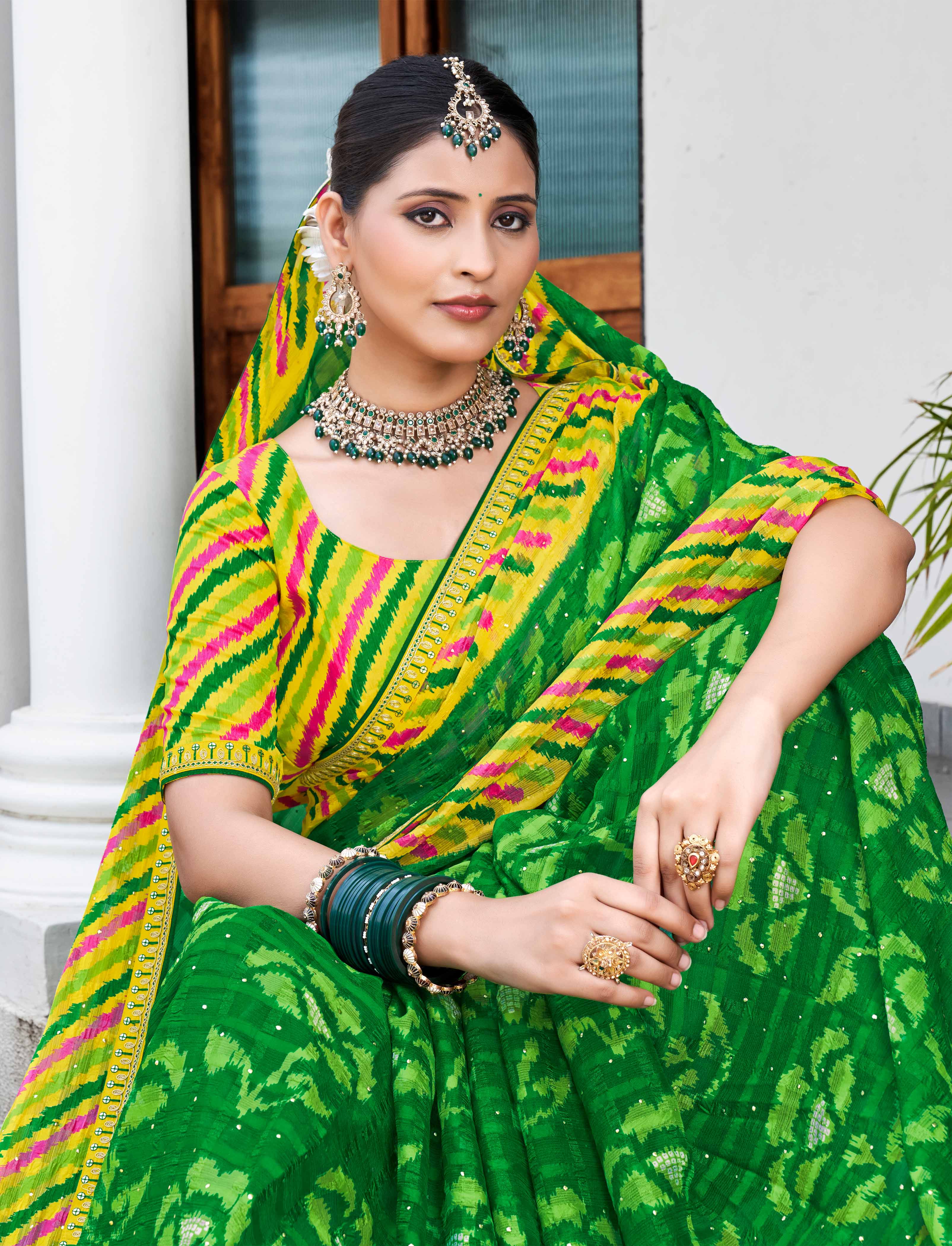 Laxmipati Phulvaari Floral & Strips Printed Chiffon Saree in Green Color with Unstitched Blouse