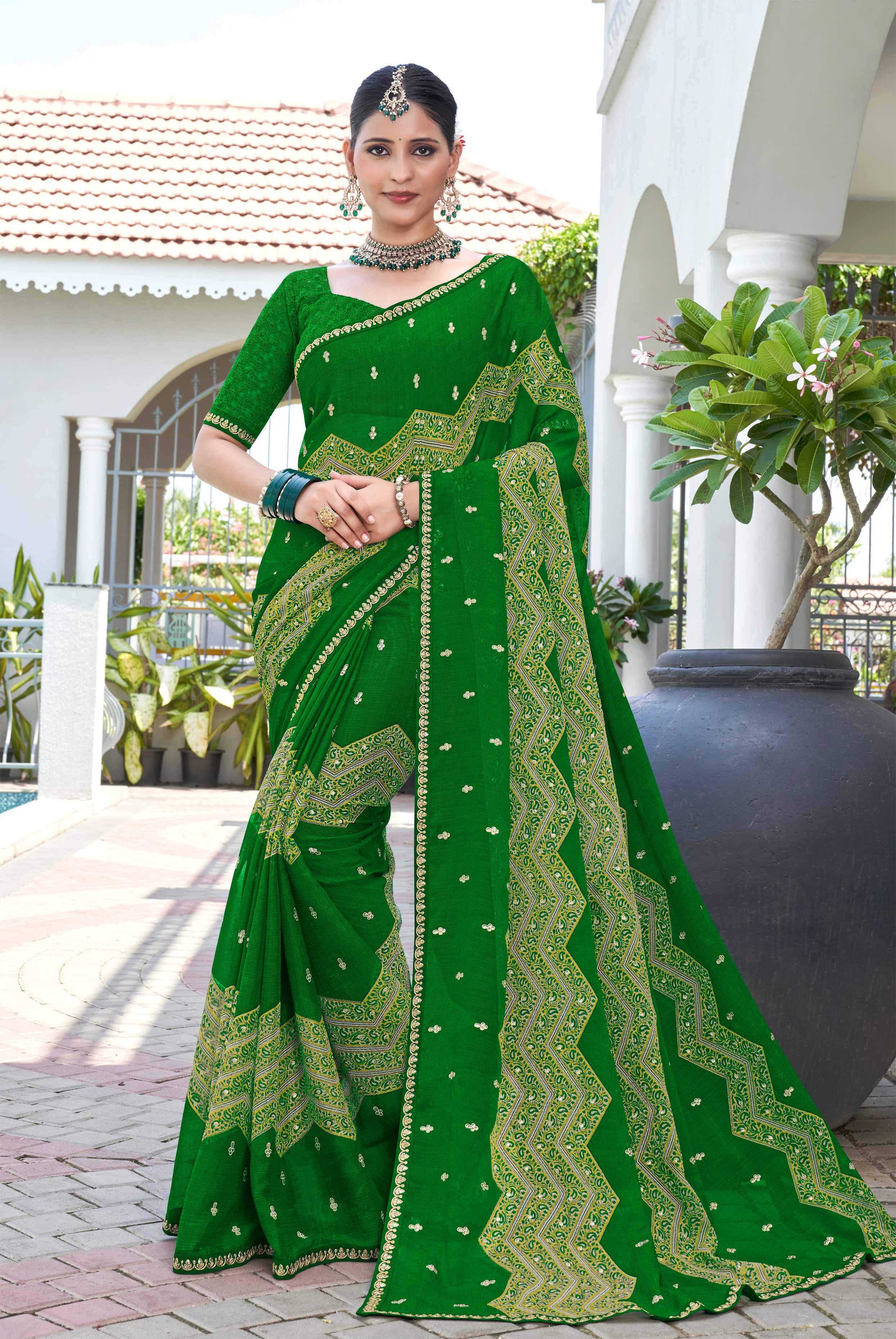 Laxmipati Phulvaari Chevron Printed Chiffon Saree in Green Color with Unstitched Blouse
