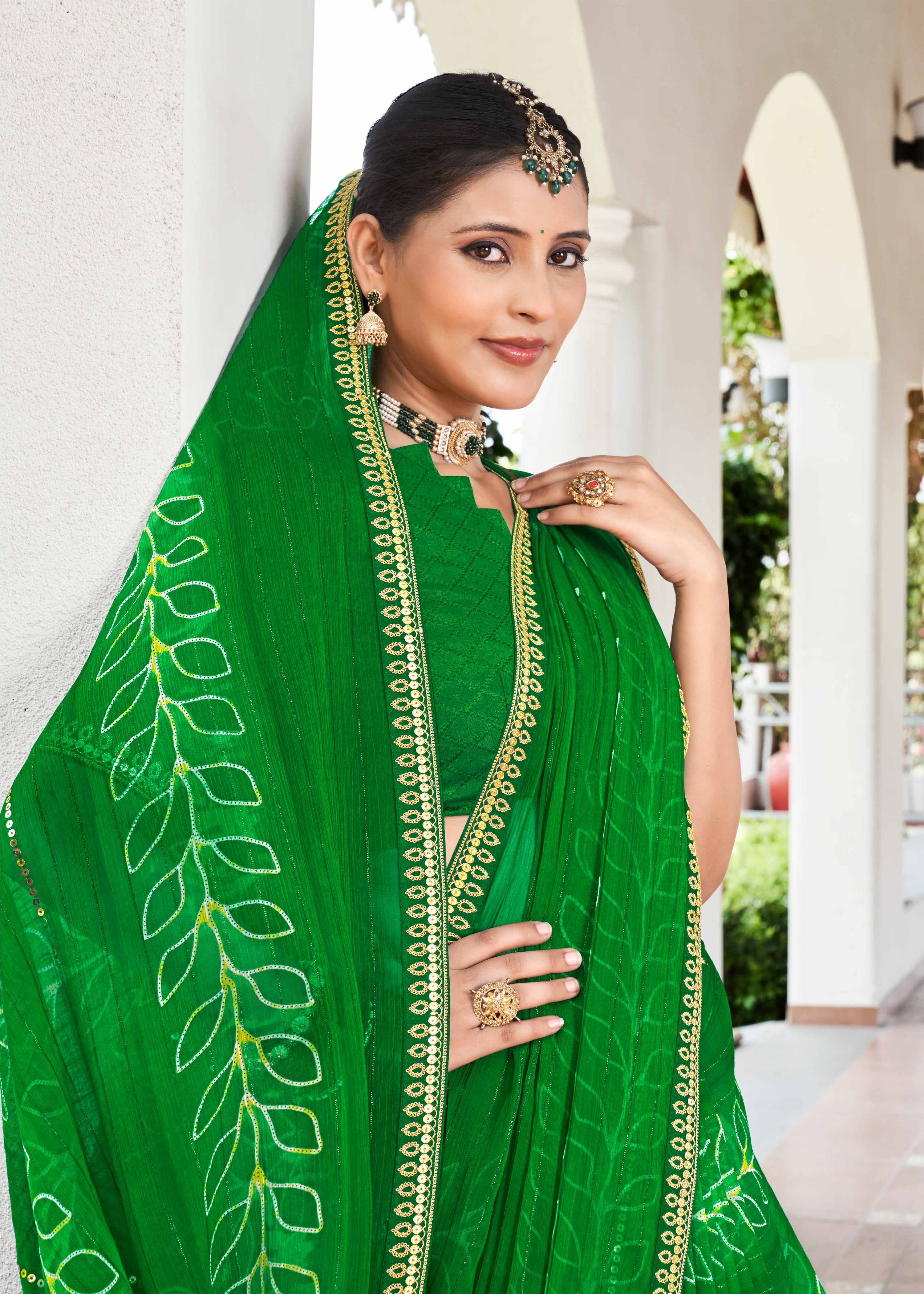 Laxmipati Phulvaari Floral Printed along with Sequin Chiffon Saree in Green Color with Unstitched Blouse
