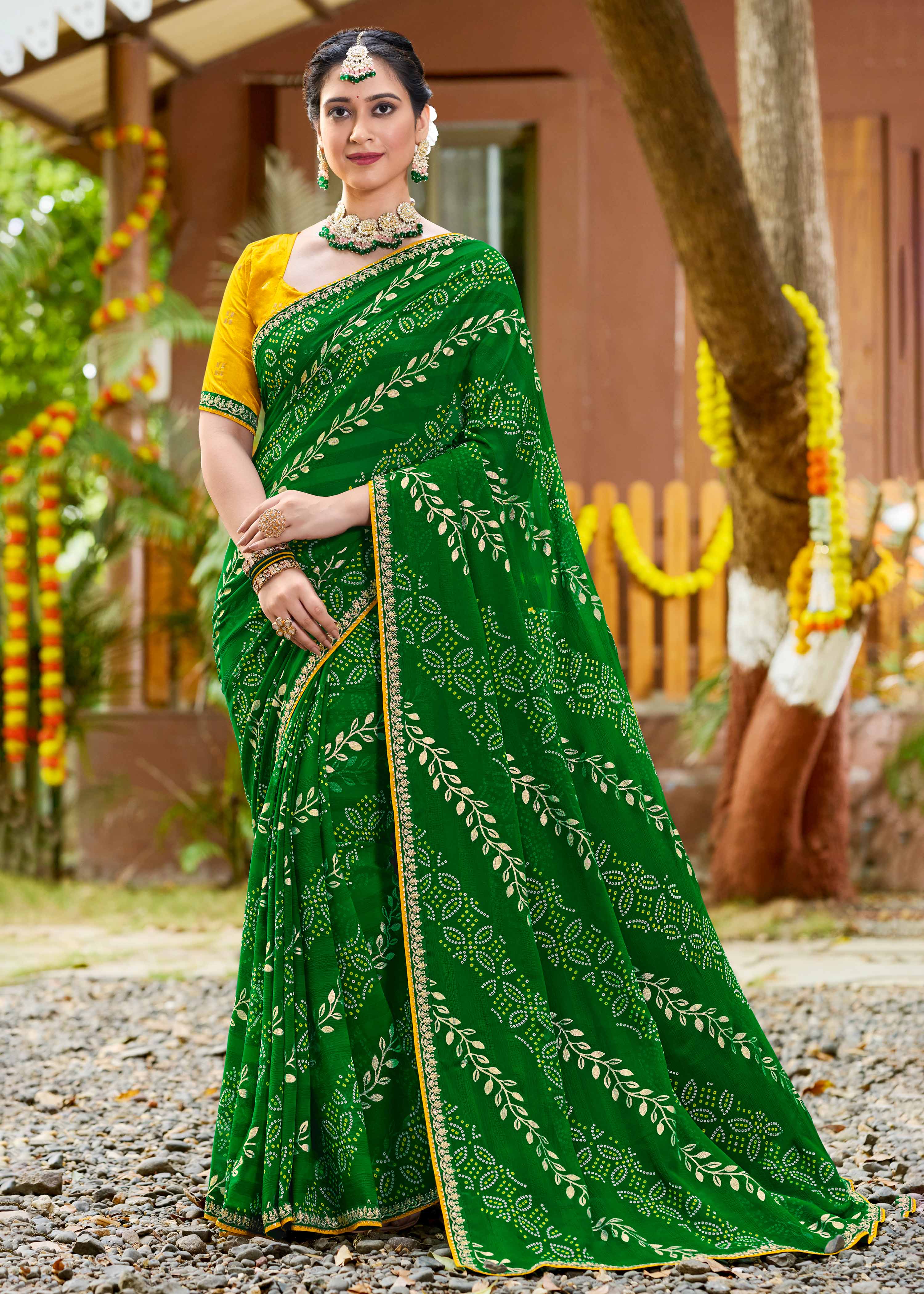 Laxmipati Upavan Floral Bandhani Printed Georgette Saree in Green Color with Unstitched Blouse