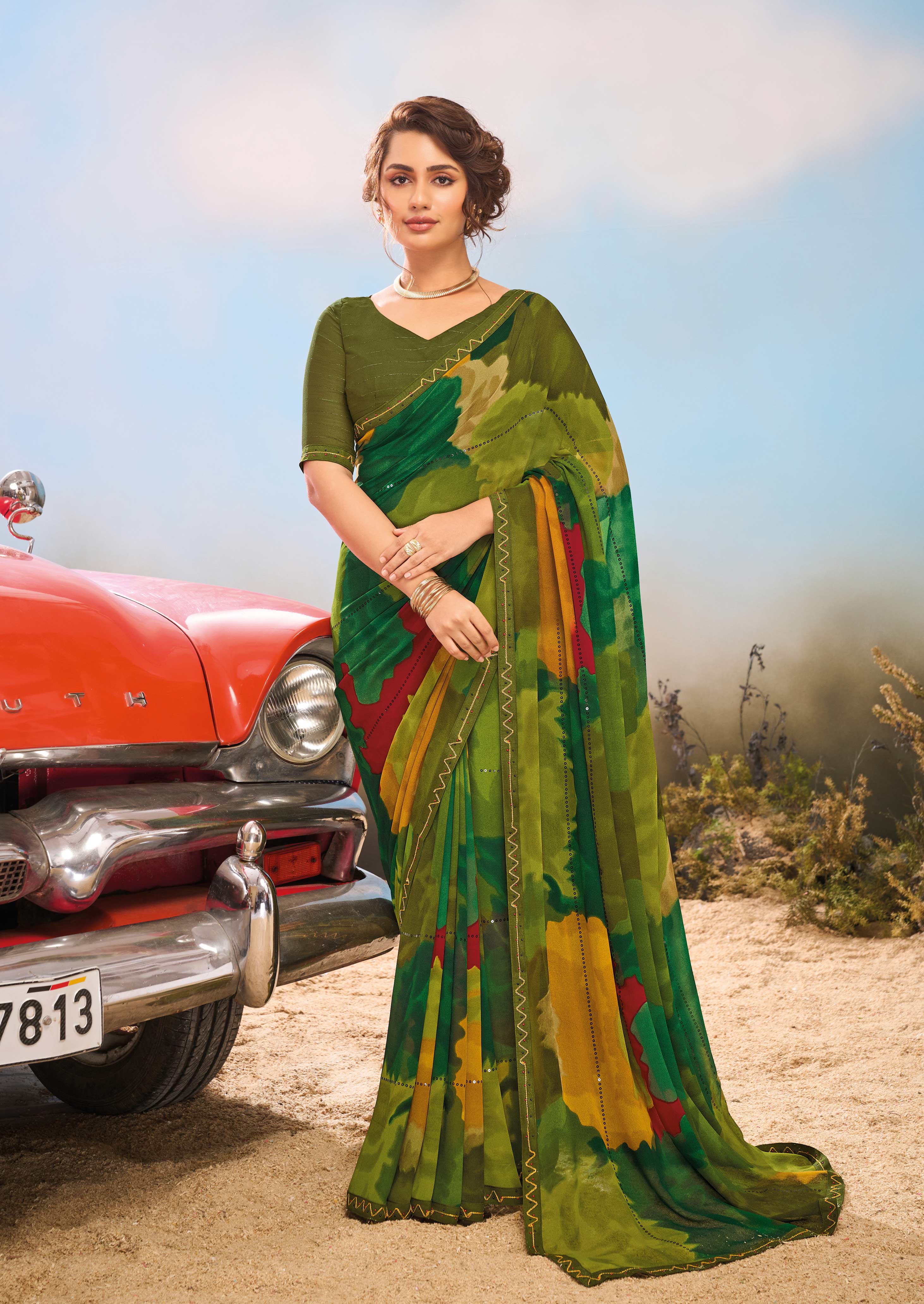 Laxmipati Baarish Abstract Printed Georgette Saree in Multicolor Color with Unstitched Blouse