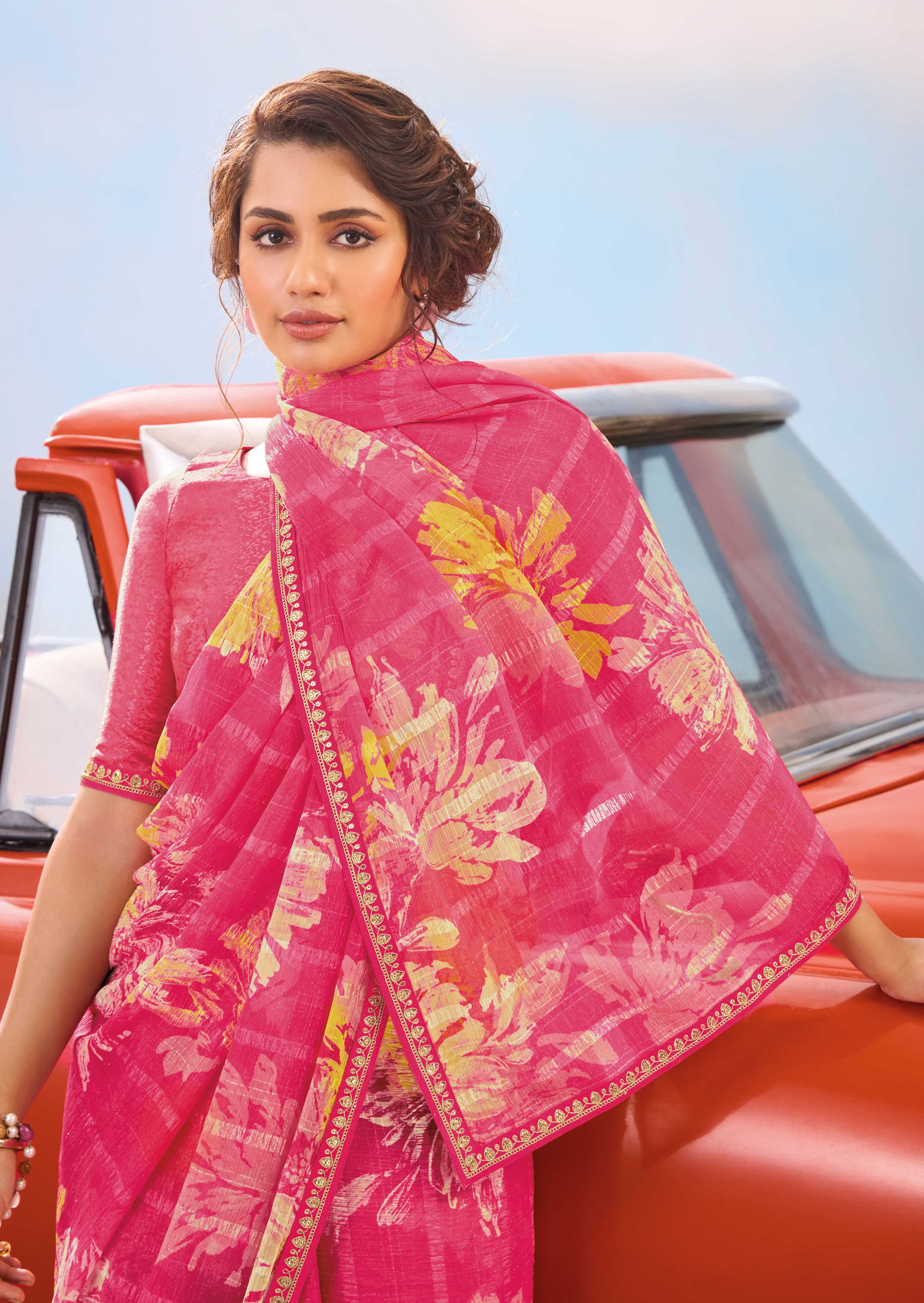Laxmipati Baarish Floral Printed Chiffon Saree in Pink Color with Unstitched Blouse