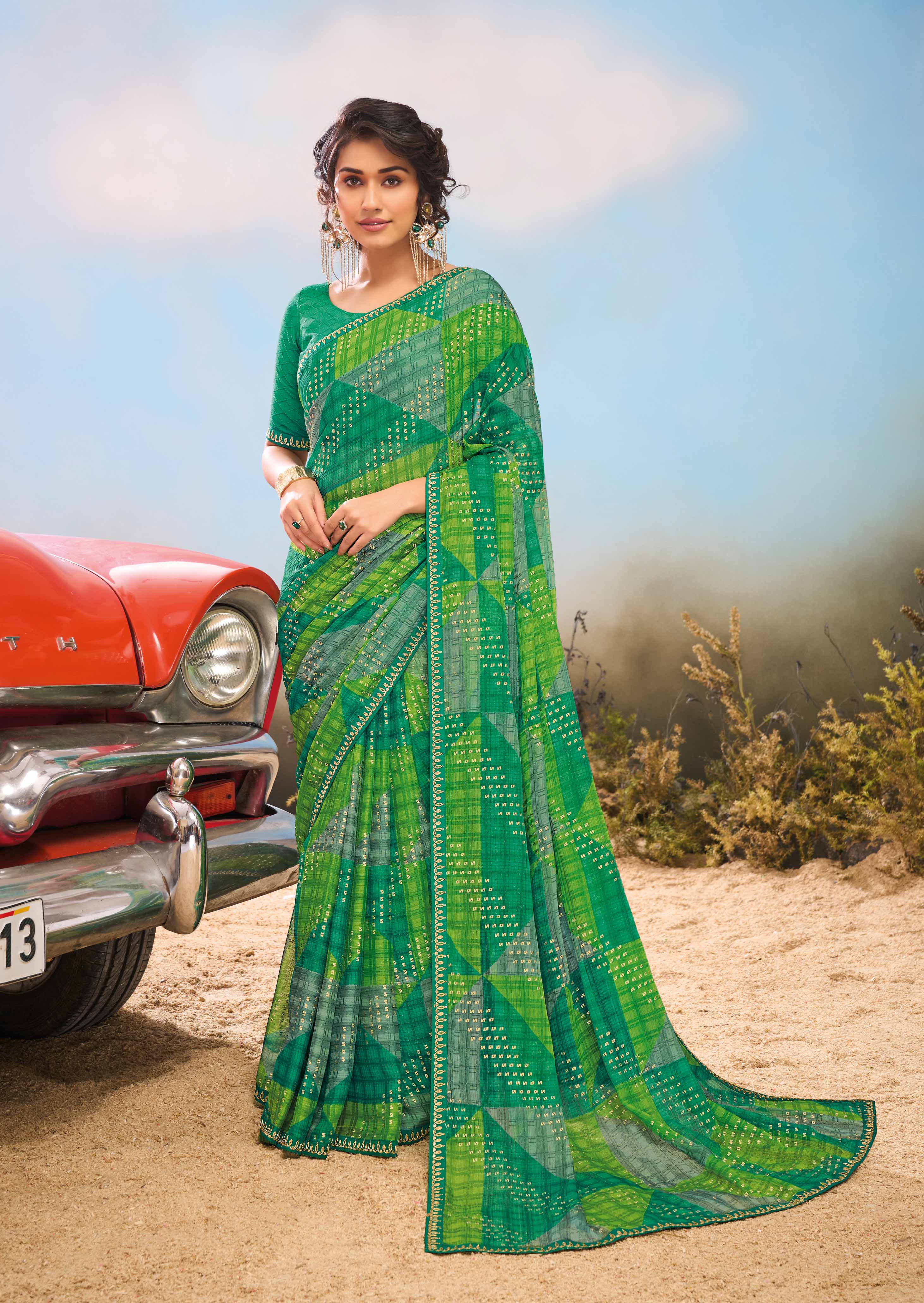 Laxmipati Baarish Geometric Printed Chiffon Saree in Green Color with Unstitched Blouse