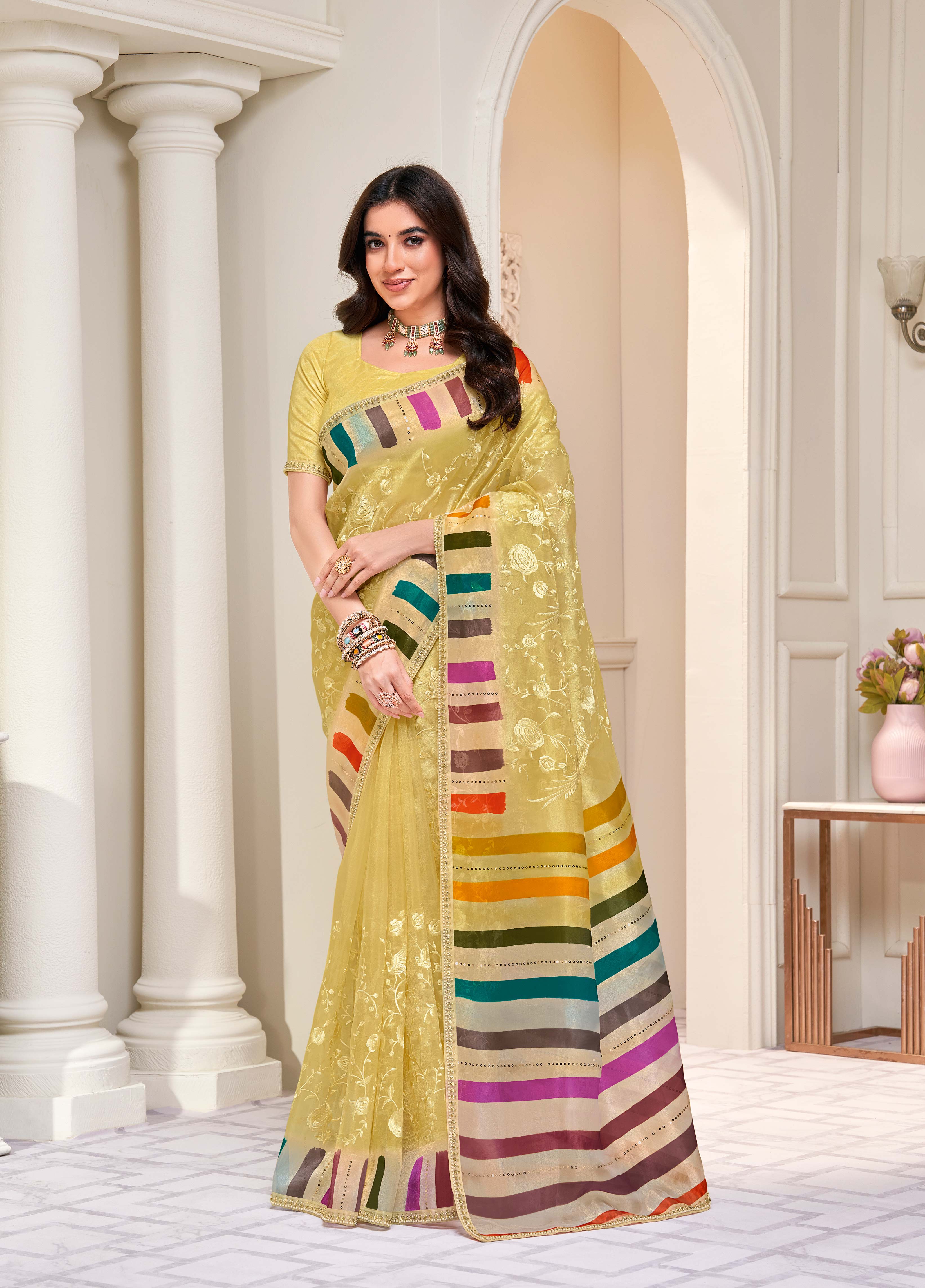 नवरात्रि साड़ी