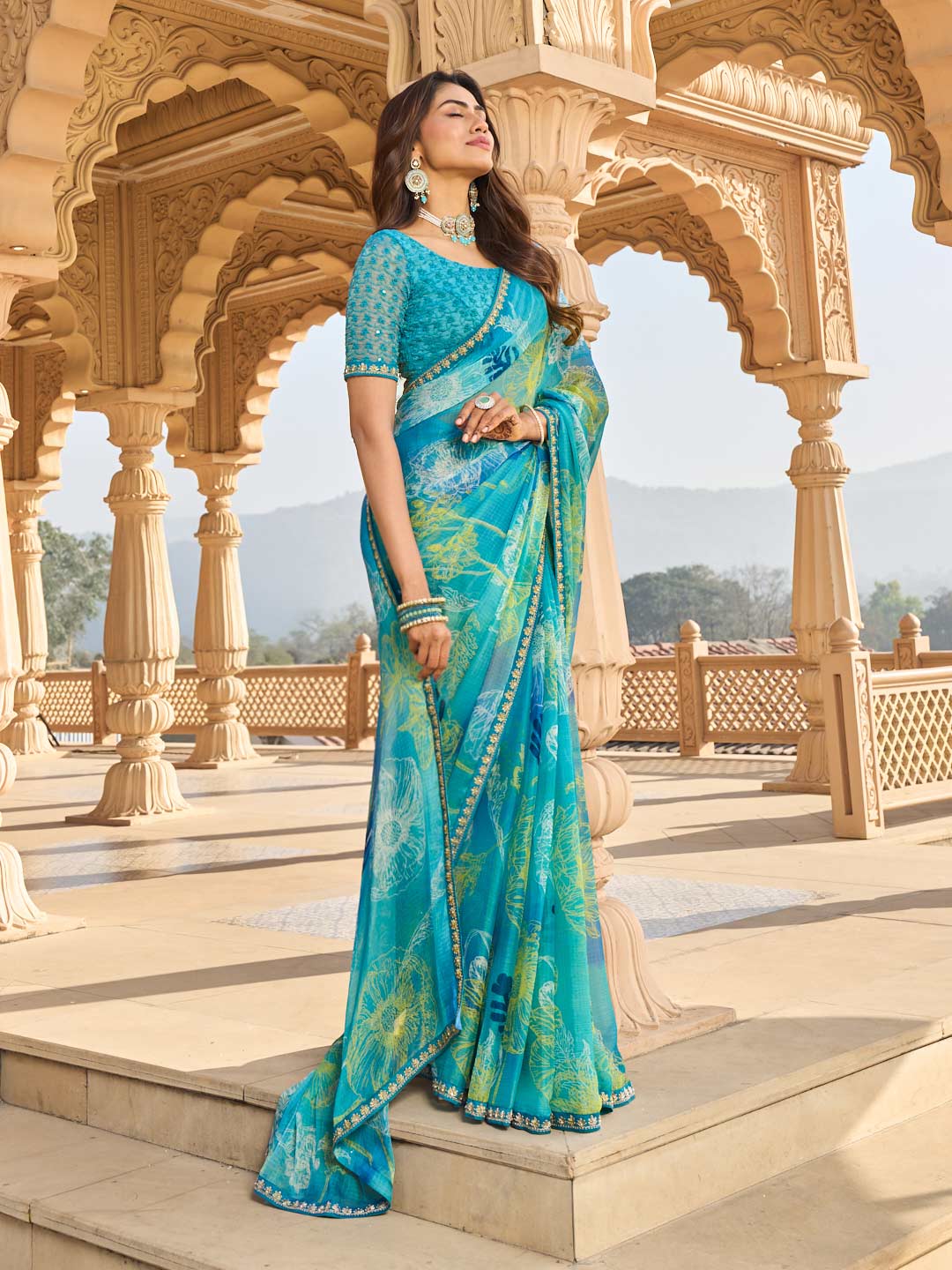 Floral print chiffon saree