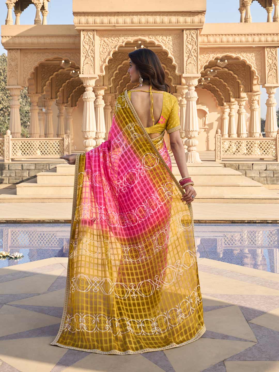 contrast blouse saree for pink saree