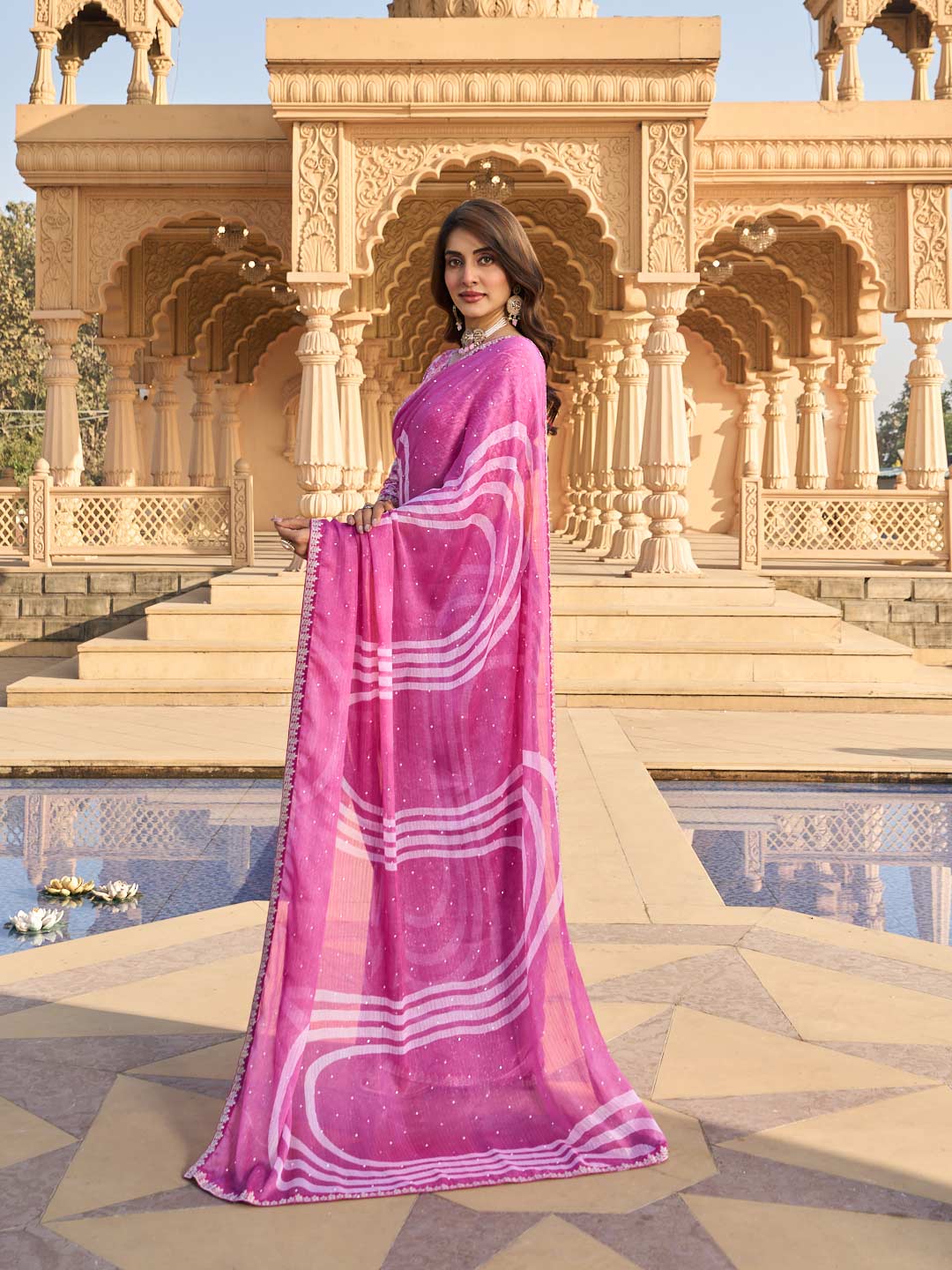 Linear pattern on chiffon saree