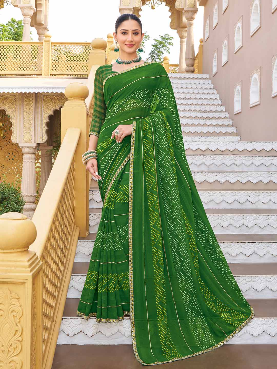 Green bandhani print saree