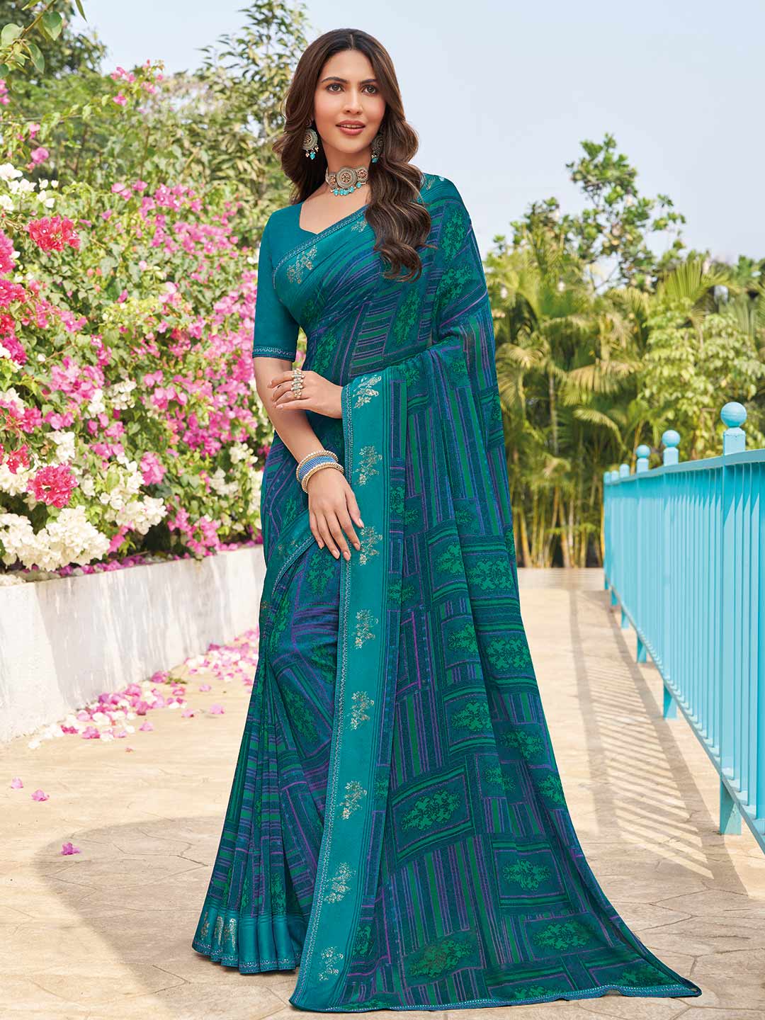 Laxmipati Kaju Anjeer Blue Georgette Floral Printed Saree