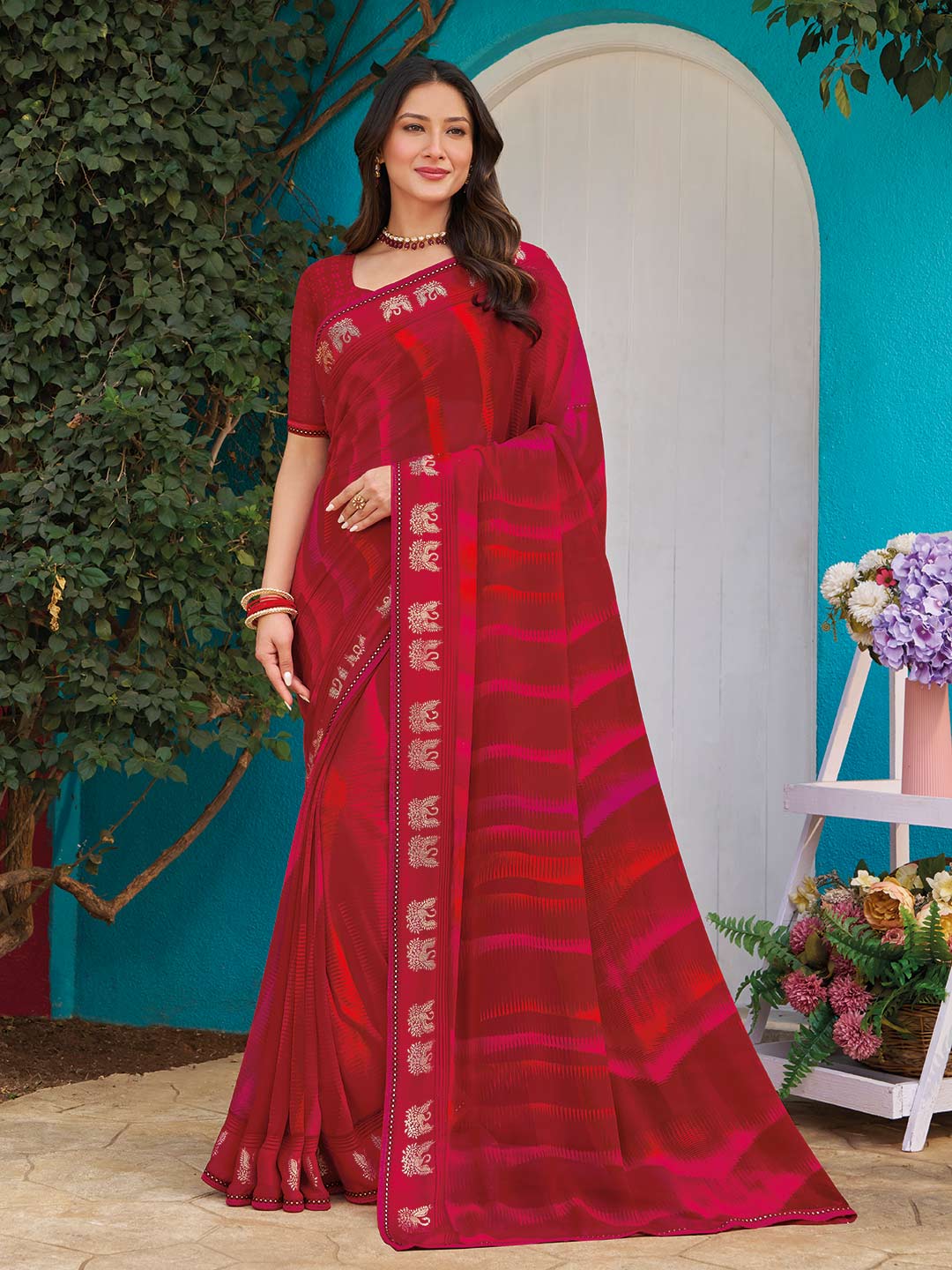 Laxmipati Kaju Anjeer Red Georgette Geometric Printed Saree
