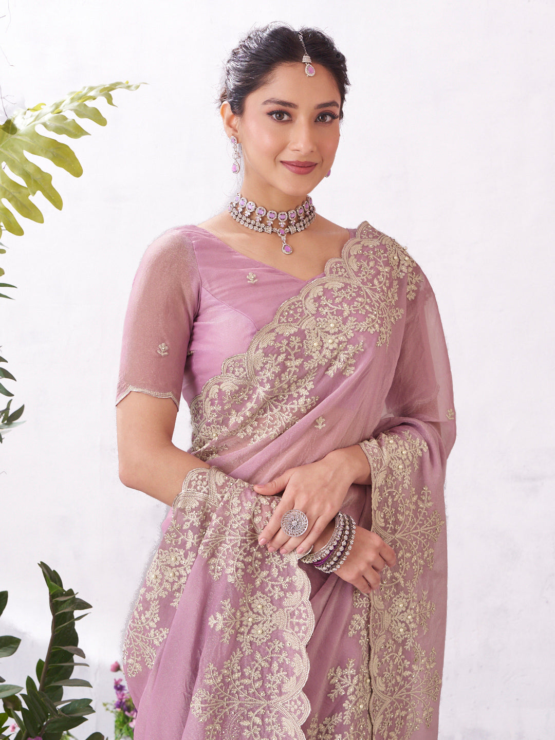 Pink floral embroidery saree trendy look