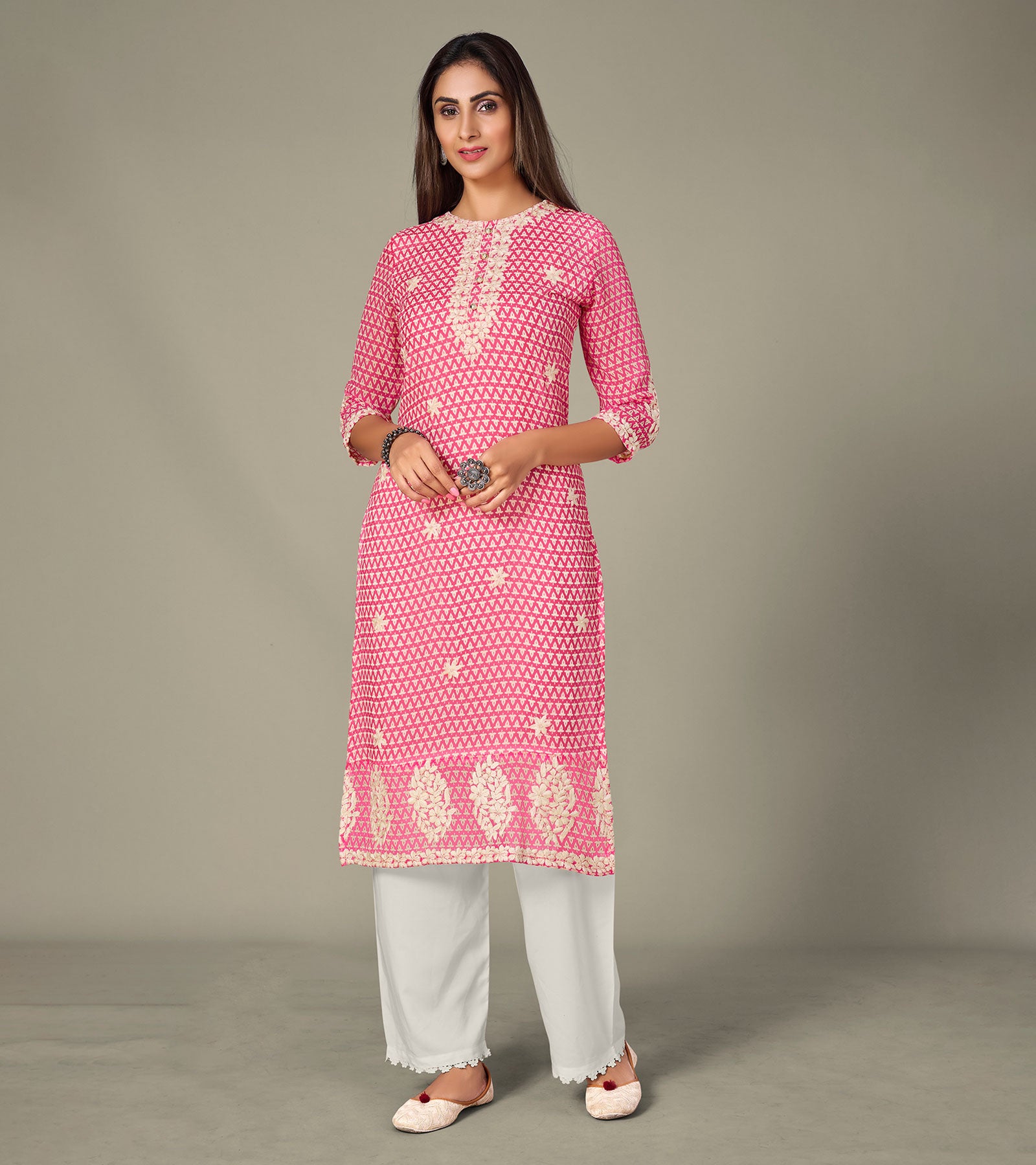 Laxmipati Georgate Marvellous Magenta Straight Cut Kurti With Palazzo & Mask