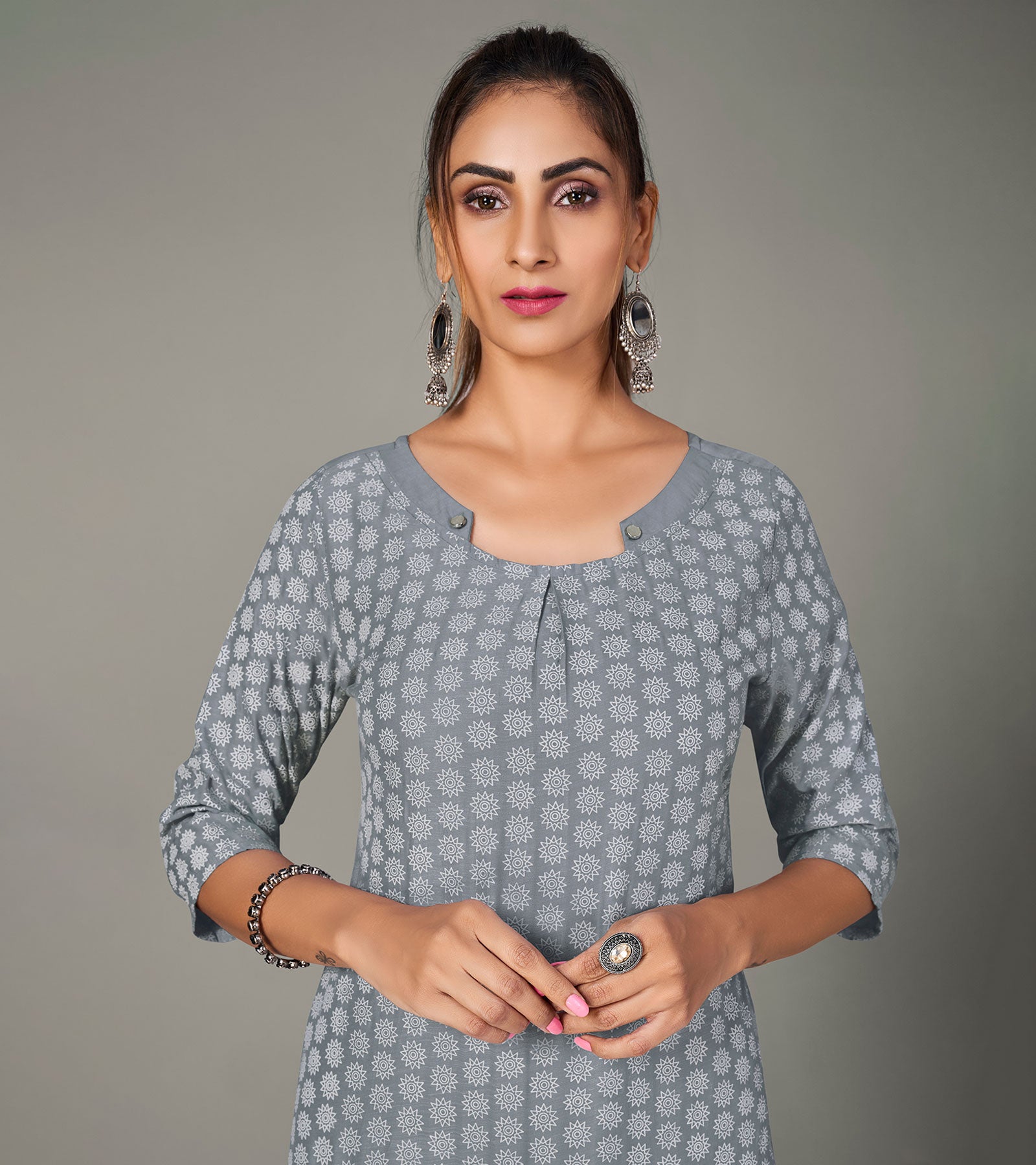 Laxmipati Spun Satin Gini Grey Straight Cut Kurti With Mask