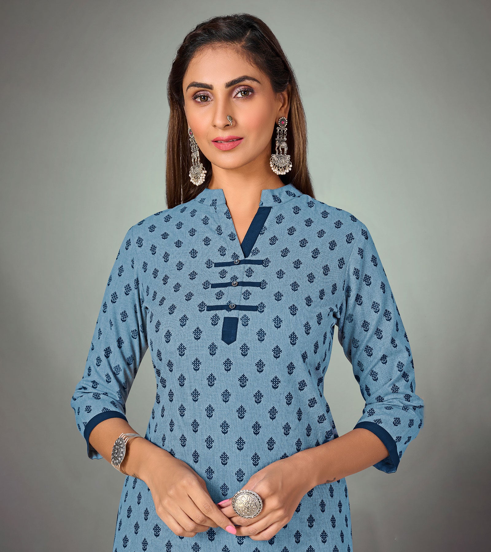 Laxmipati Blue Straight Cut Kurti With Narrow Slim Pant