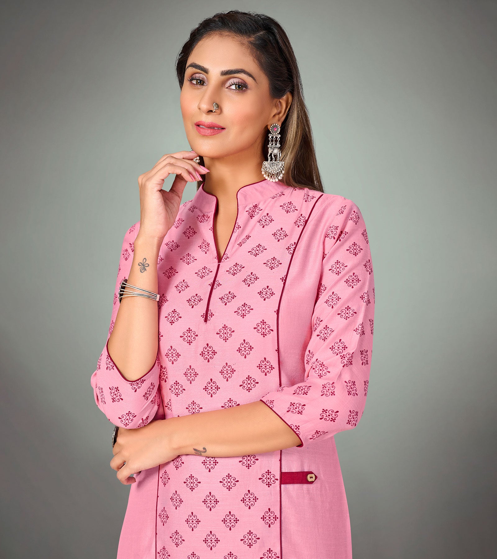 Laxmipati Ruby Pink Straight Cut Kurti With Narrow Slim Pant