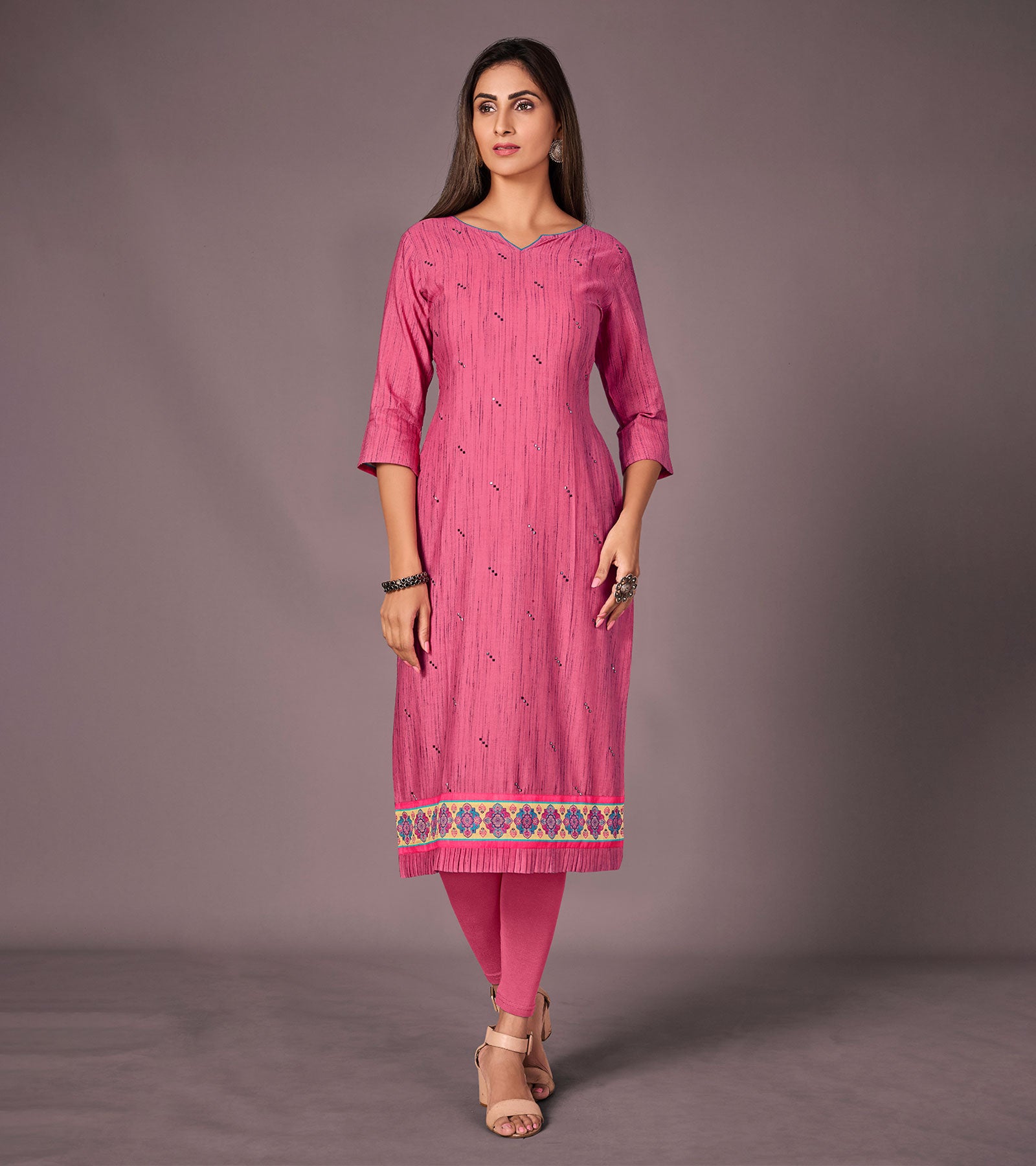 Laxmipati Cotton Viscose Rustic Pink Straight Cut Kurti With Mask