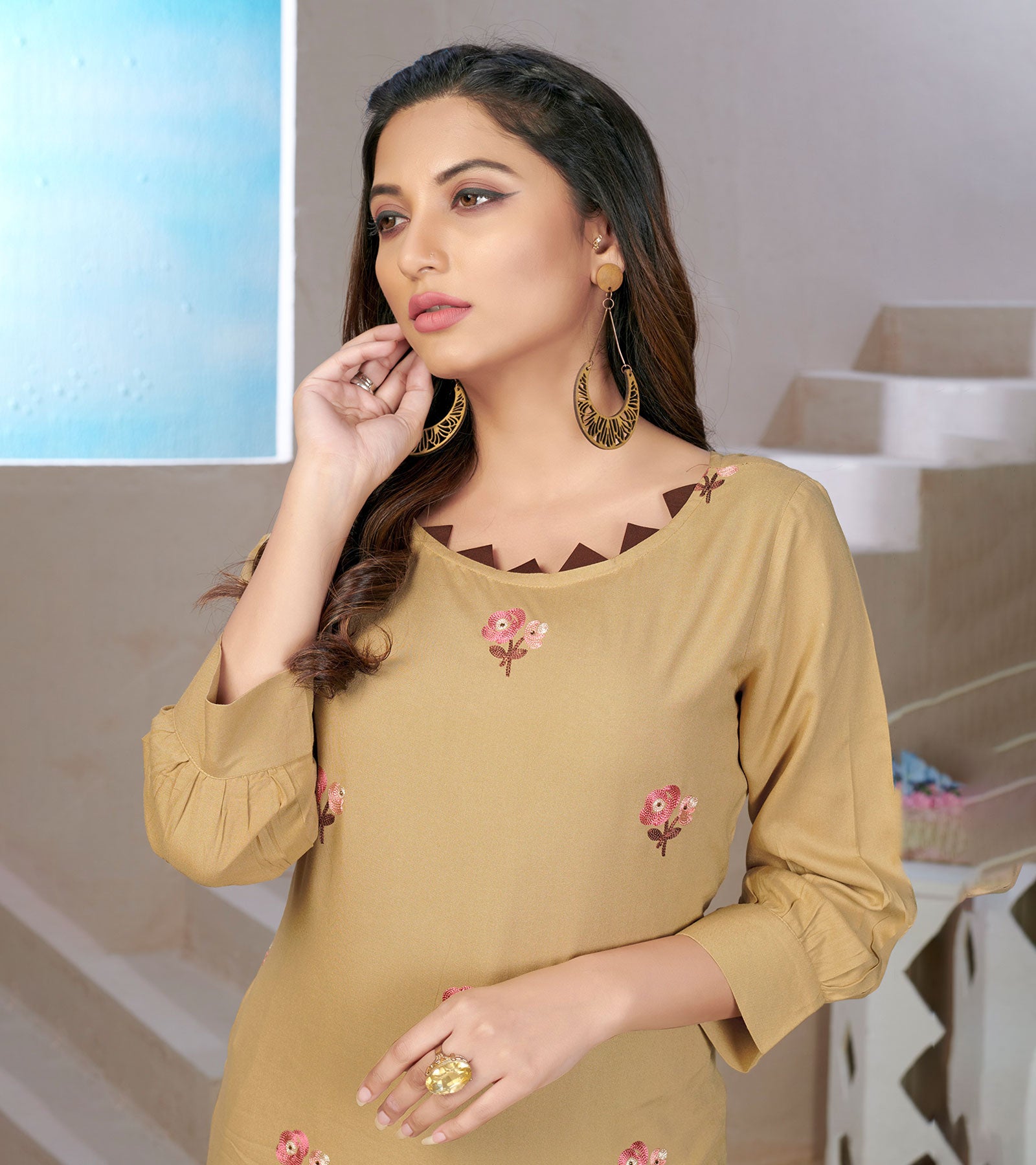 Laxmipati Rayon Tomato Red Straight Cut Kurti