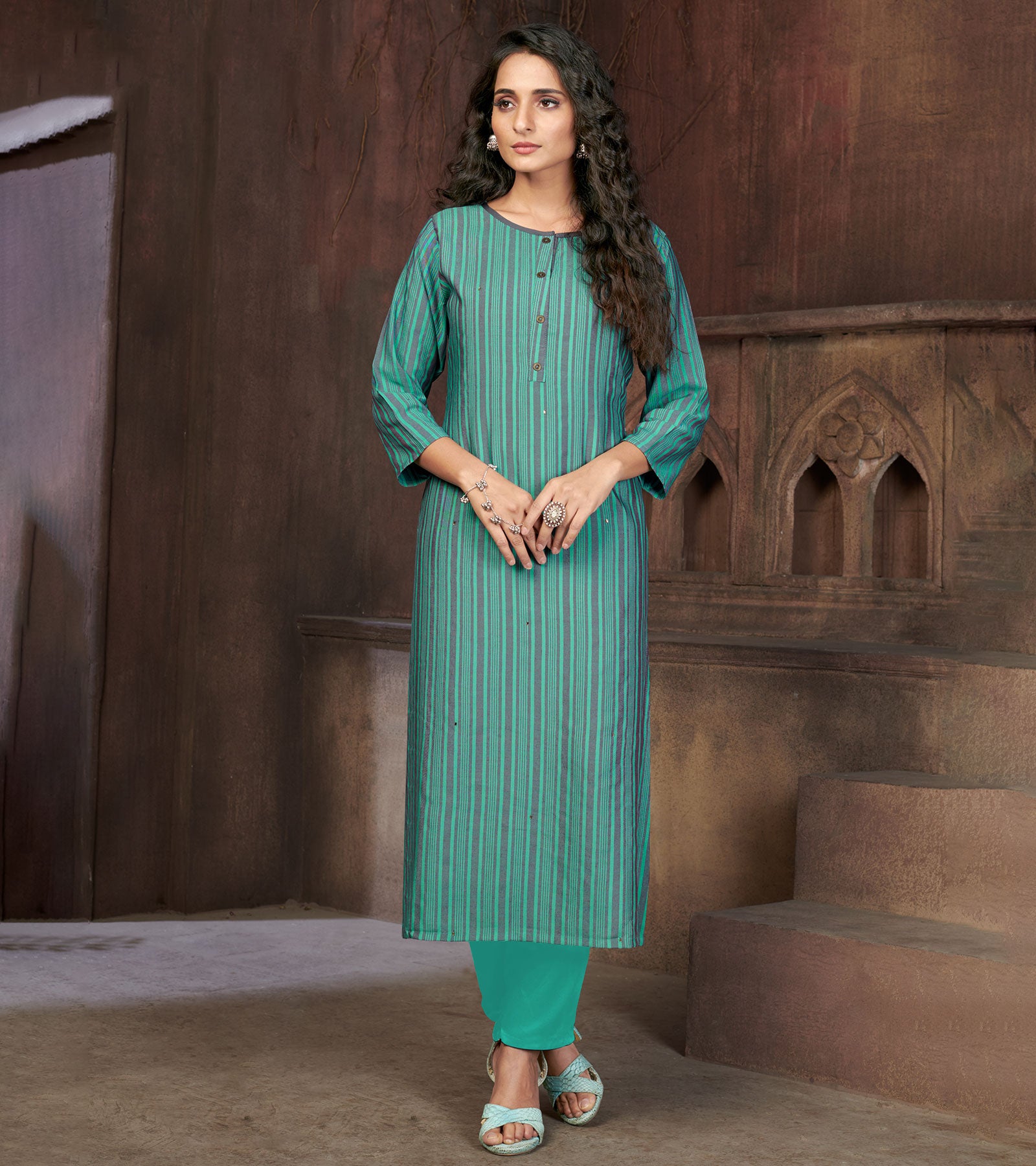 Laxmipati Visco Cotton, Sustainable Eco Friendly Sea Green With Mud Grey Straight Cut Kurti With Mask