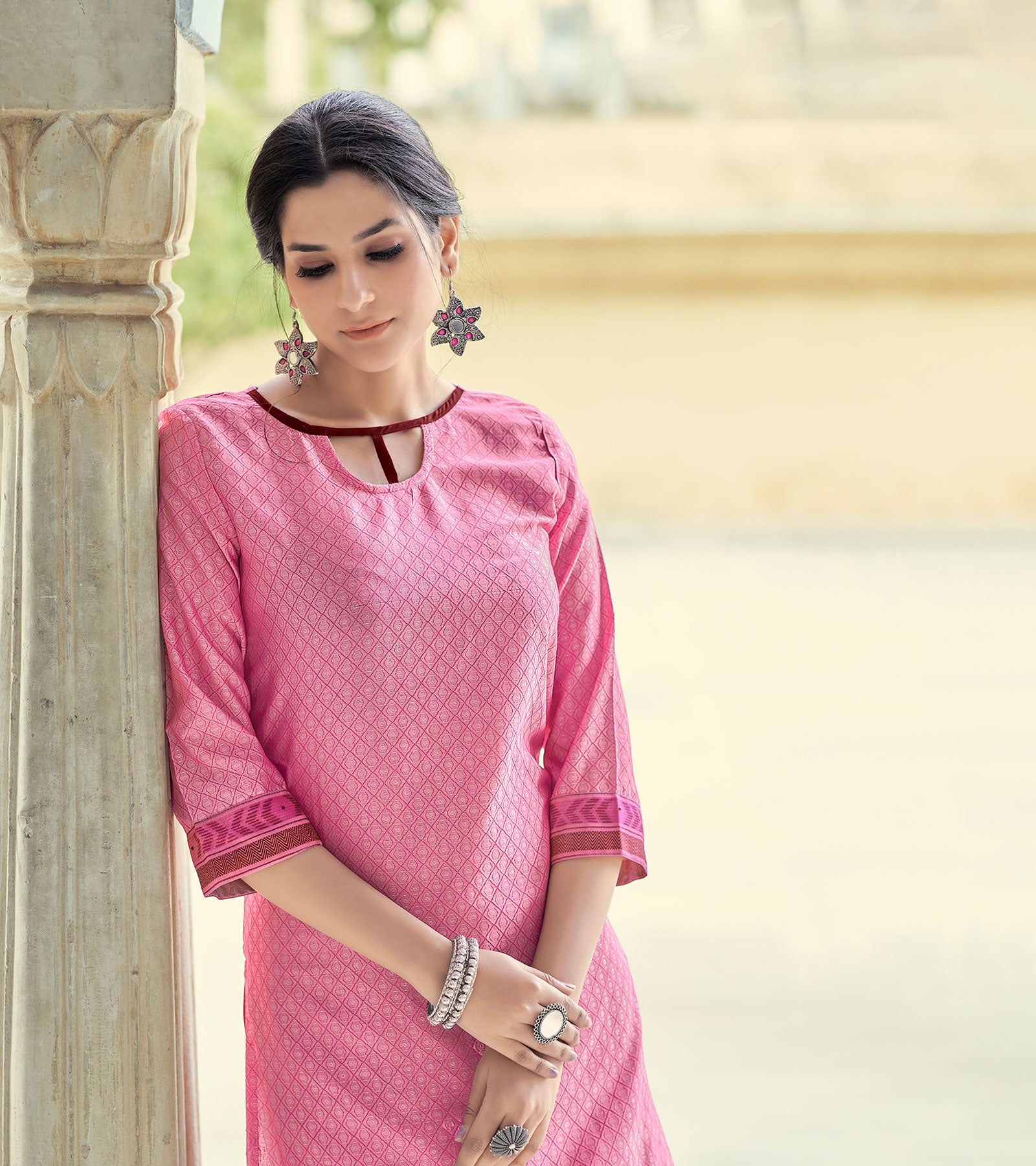 Laxmipati Nylon Viscose Dobby Pink Straight Cut Kurti