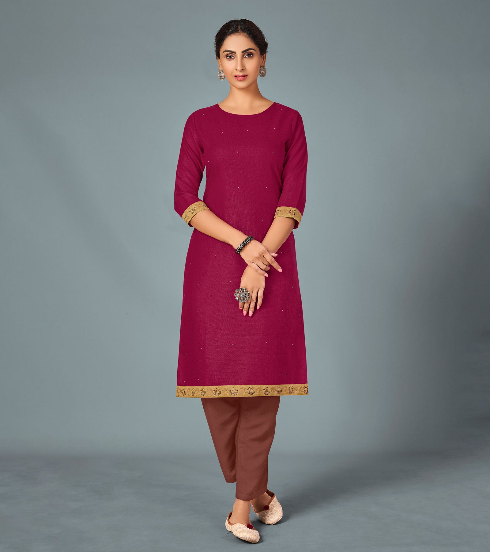 Laxmipati Cotton Viscose Maroon Straight Cut Kurti With Mask