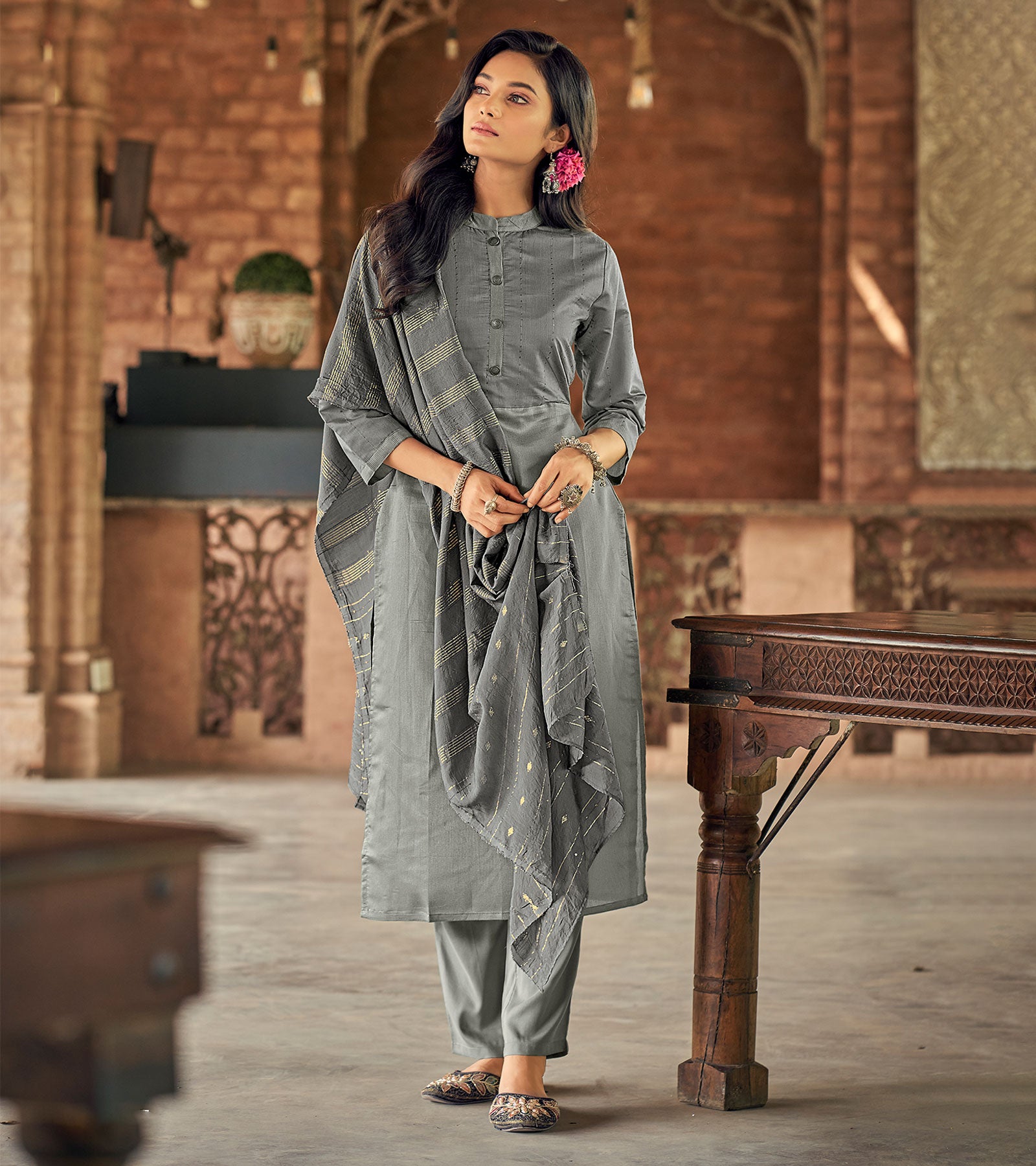 Laxmipati Pure Chanderi Shadow Grey Straight Cut Kurti With Pant And Dupatta