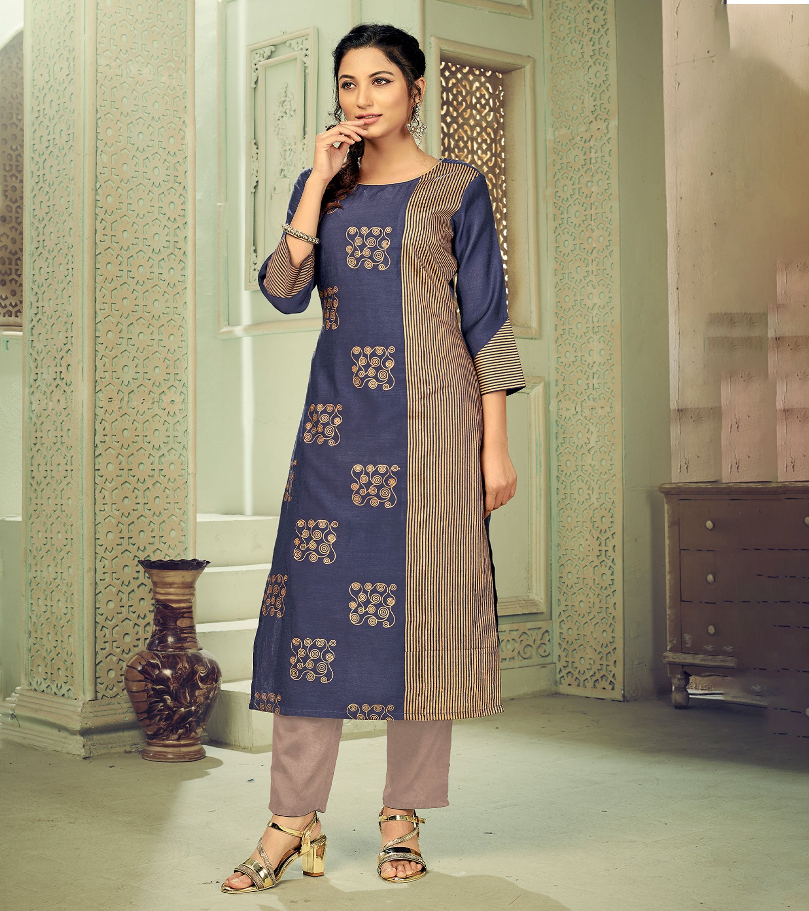 Laxmipati Linen Satin Peri Winkle Blue Straight Cut Kurti With Pant