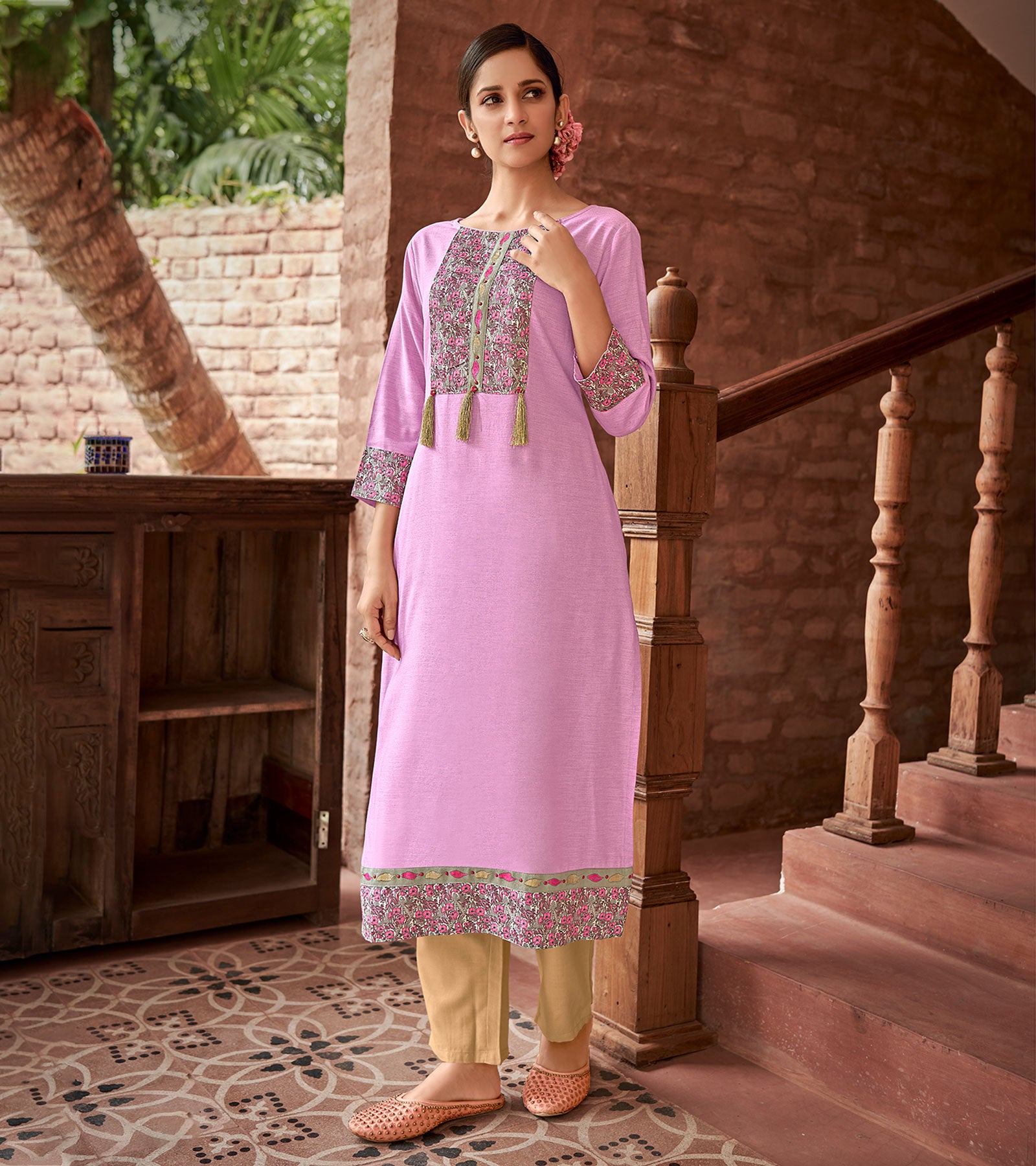 Laxmipati Rayon Lilac Lavender Straight Cut Kurti With Handmade Laced