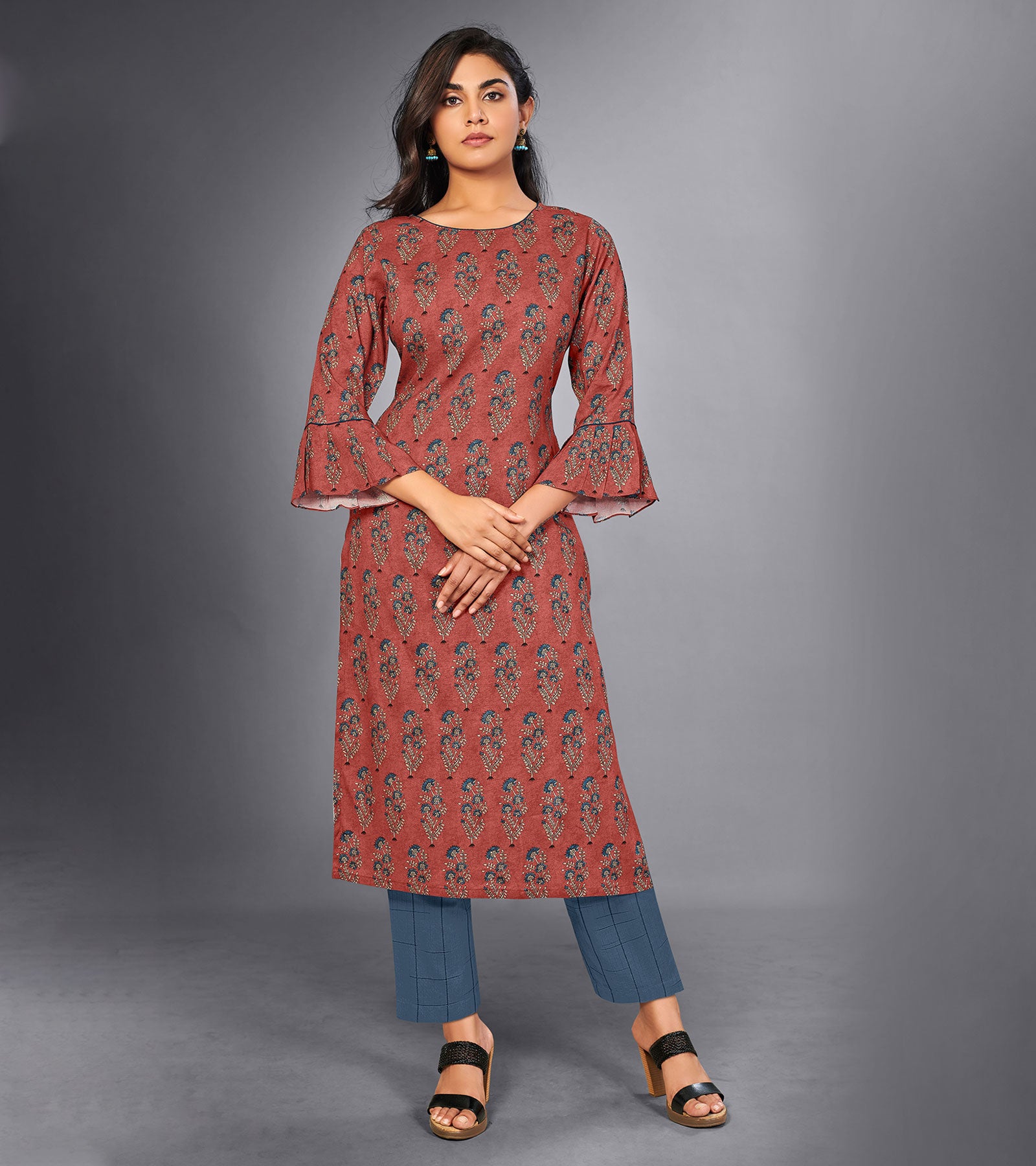 Laxmipati Cherry Cobbler Straight Cut Kurti With Digital Print