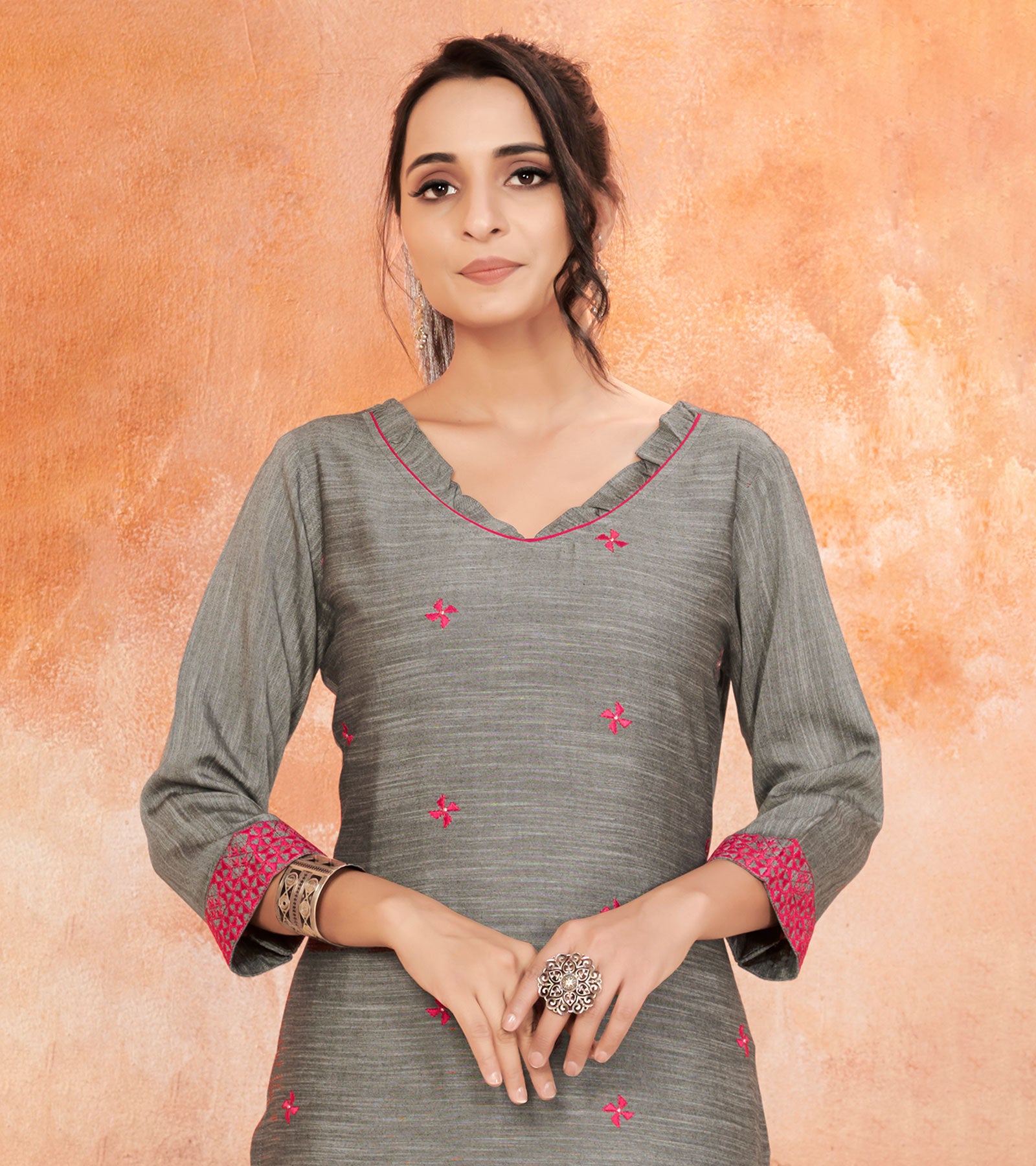 Laxmipati Bombay Velvet Shark Grey Straight Kurti Have Fancy Necklines With All Over Grading Embossed Buttas & Laces Use Of Contrast Colour Effect, Along With Pant