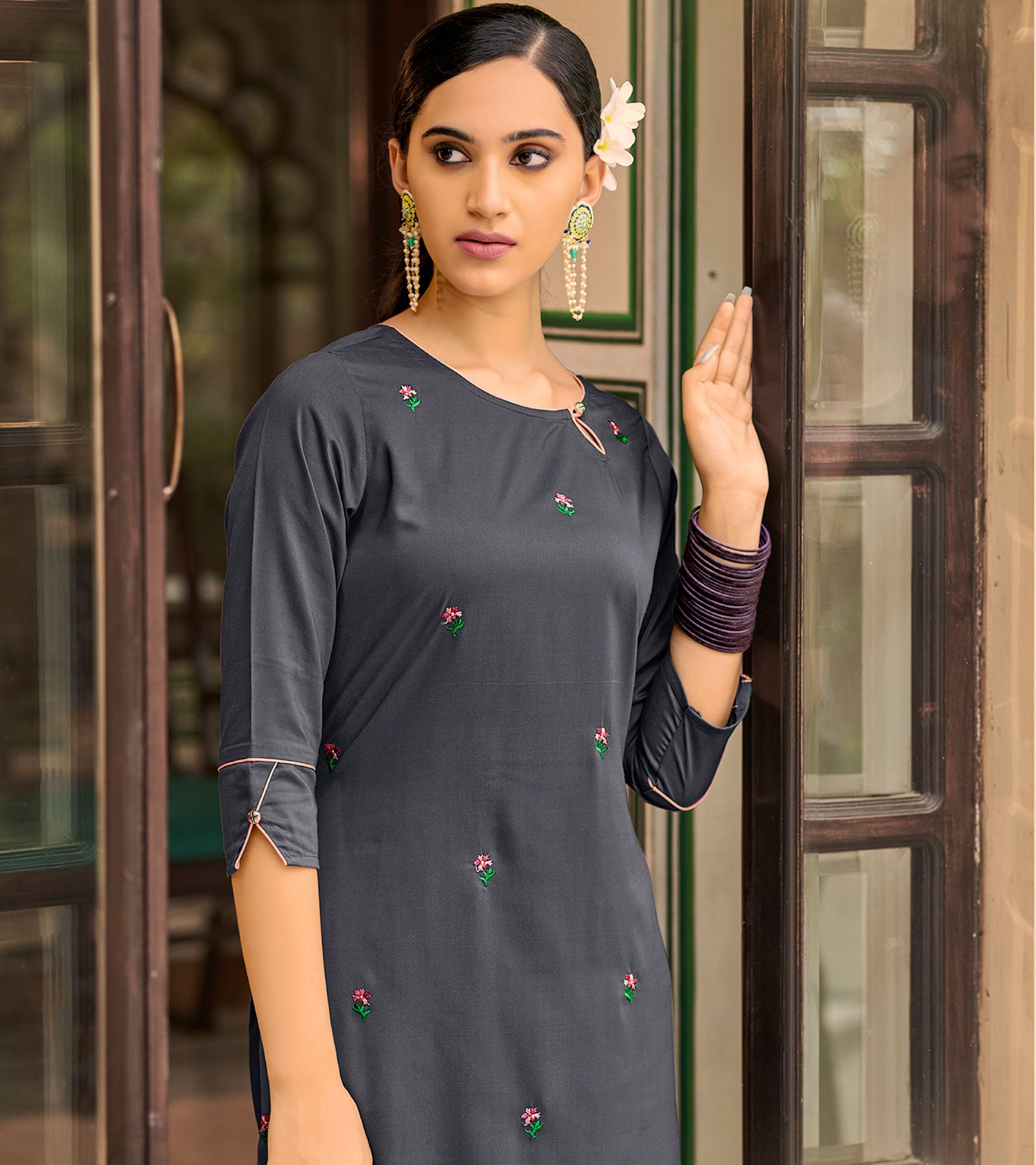 Laxmipati Muslin Slate Grey Straight Cut Kurti With Embroidery Butti