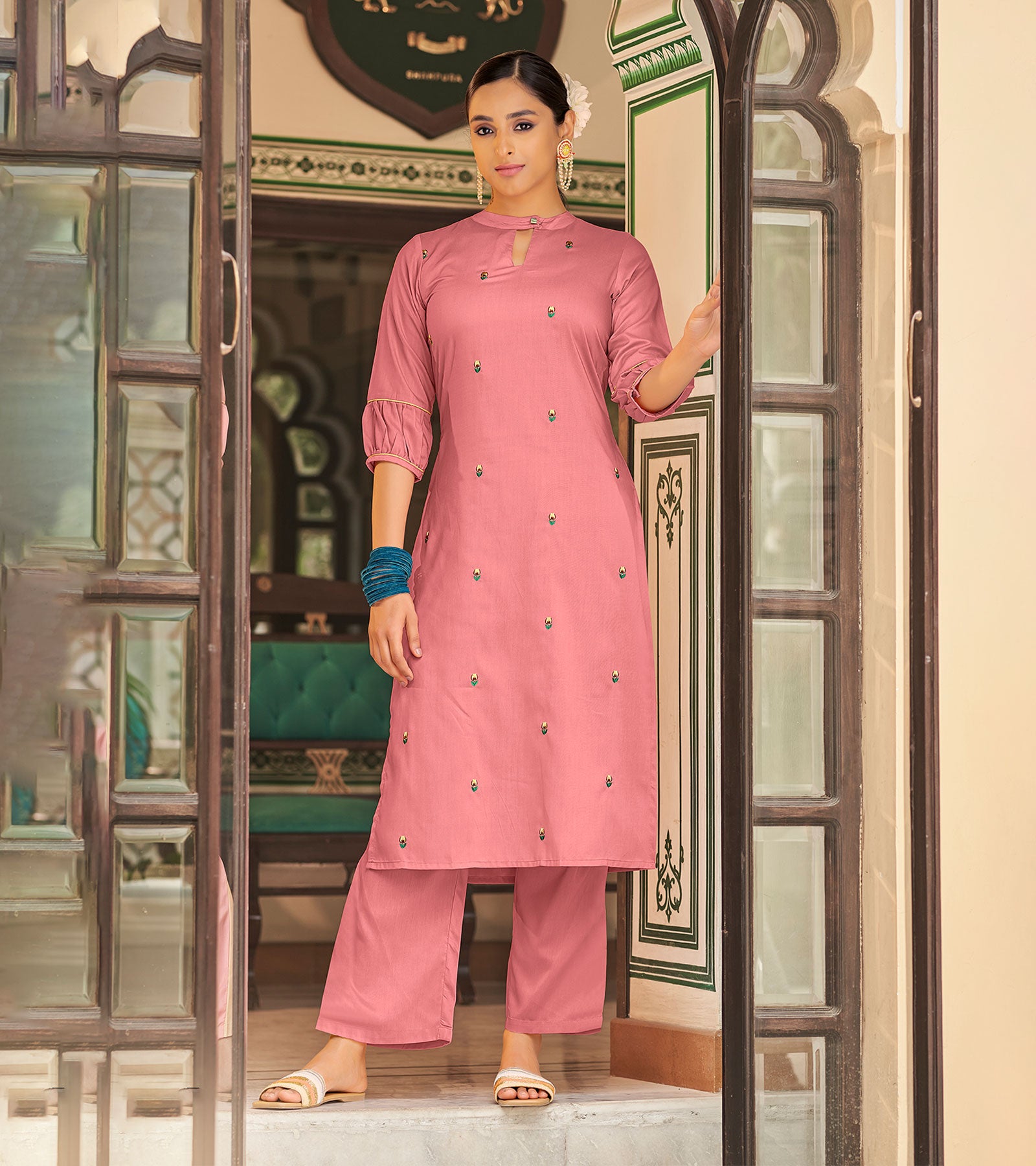 Laxmipati Muslin Rouge Pink Straight Cut Kurti With Embroidery Butti