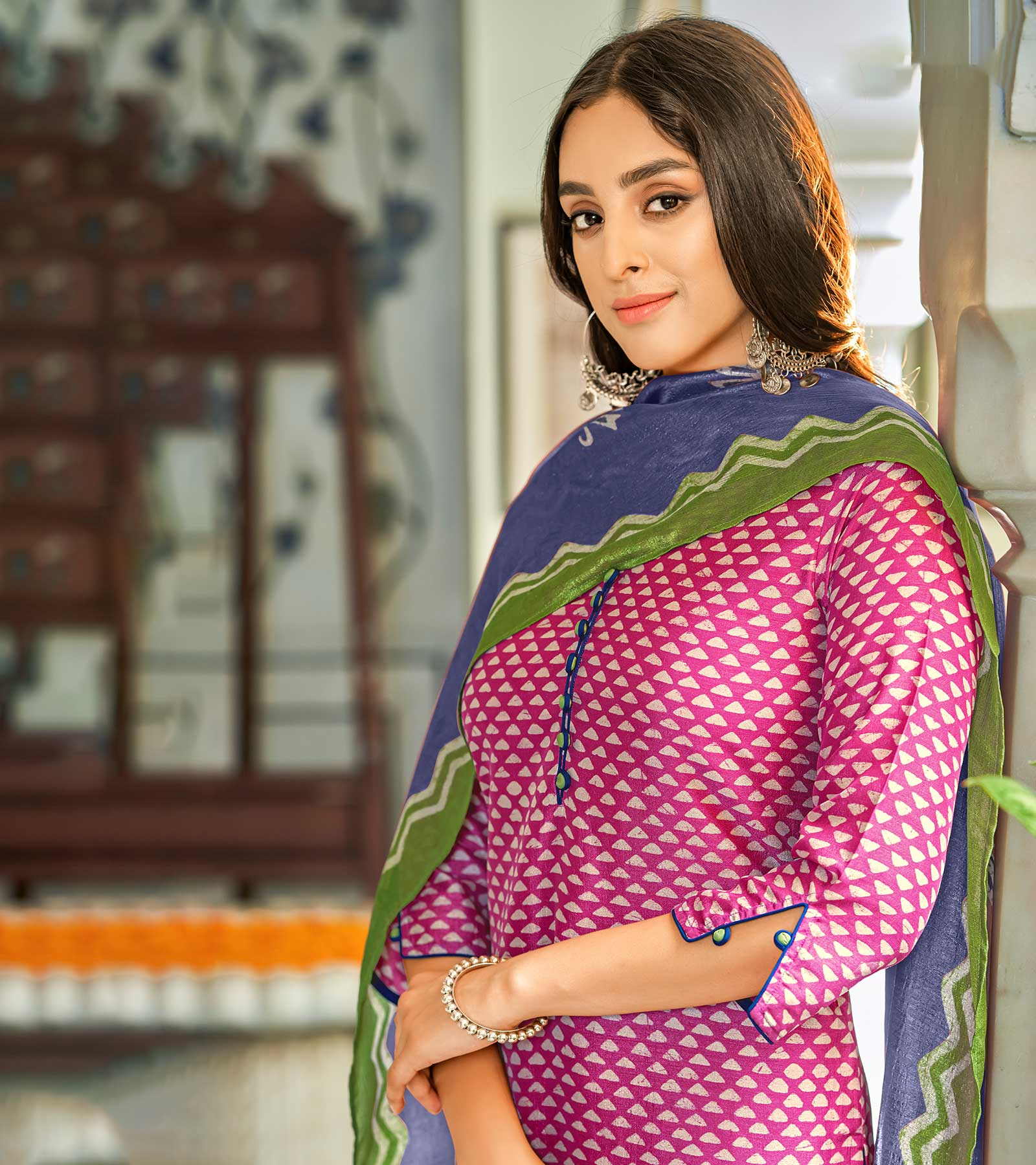 Laxmipati Ekansha K46_1 Jugnoo Viscose Preety Pink Straight Cut Kurti With Pant & Dupatta