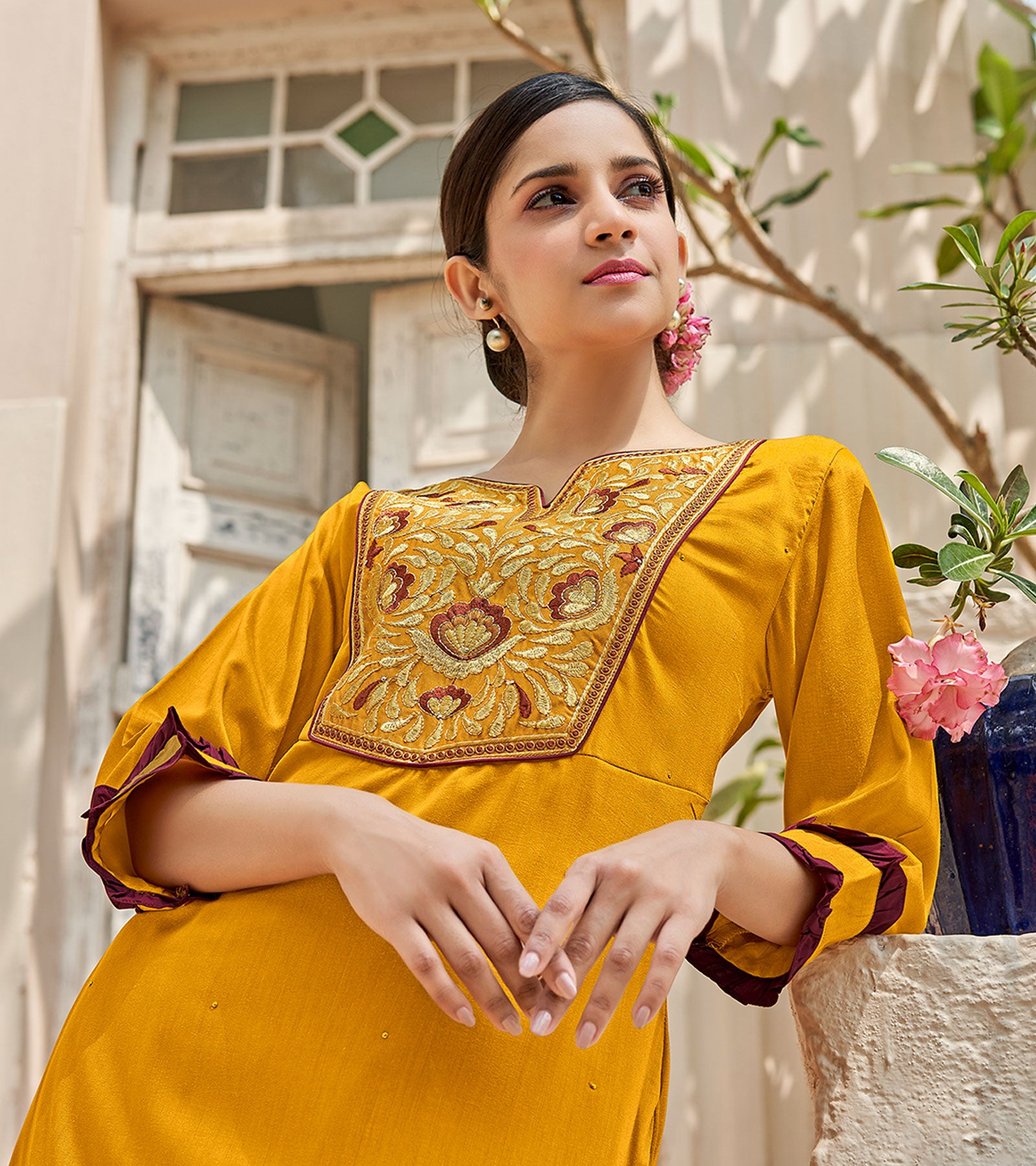 Laxmipati Muslin Antistic Yellow Straight Cut Kurti With Embroidered Work