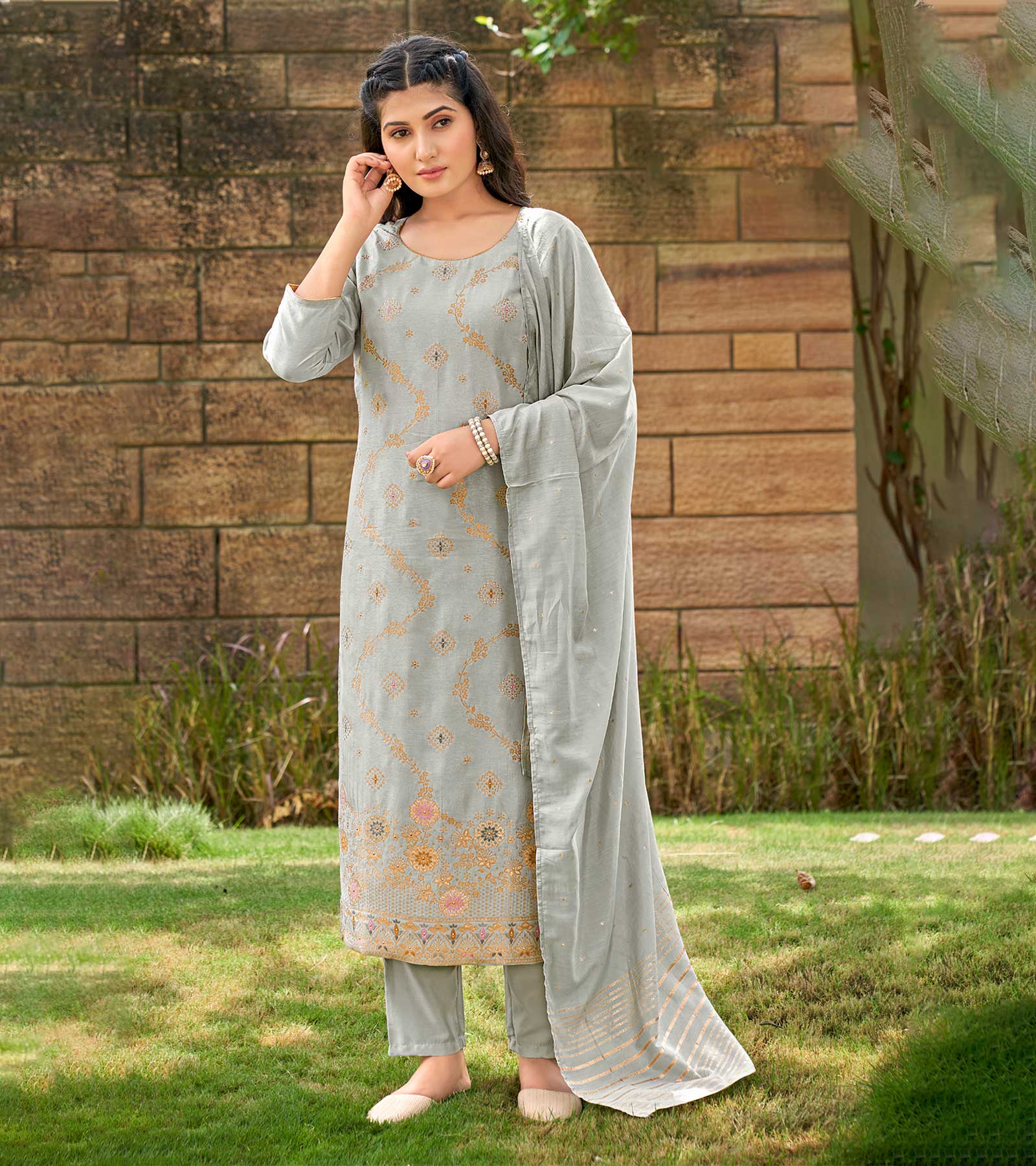 Laxmipati Viscose Light Grey Viscose Jacquard Kurti With Pant & Dupatta