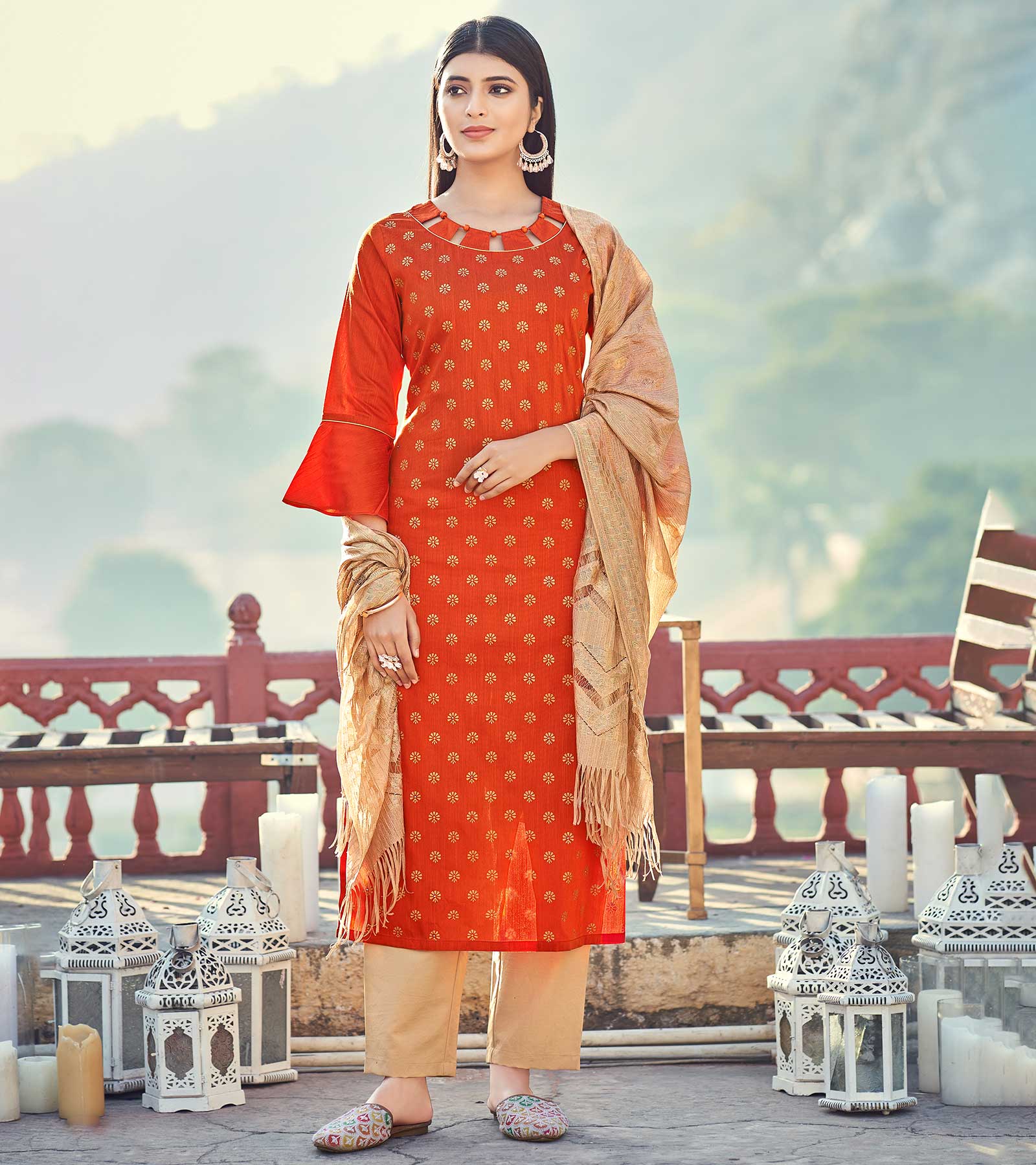 Laxmipati Taffeta Silk Orange Table Print Top With Fancy Dupatta And Pant