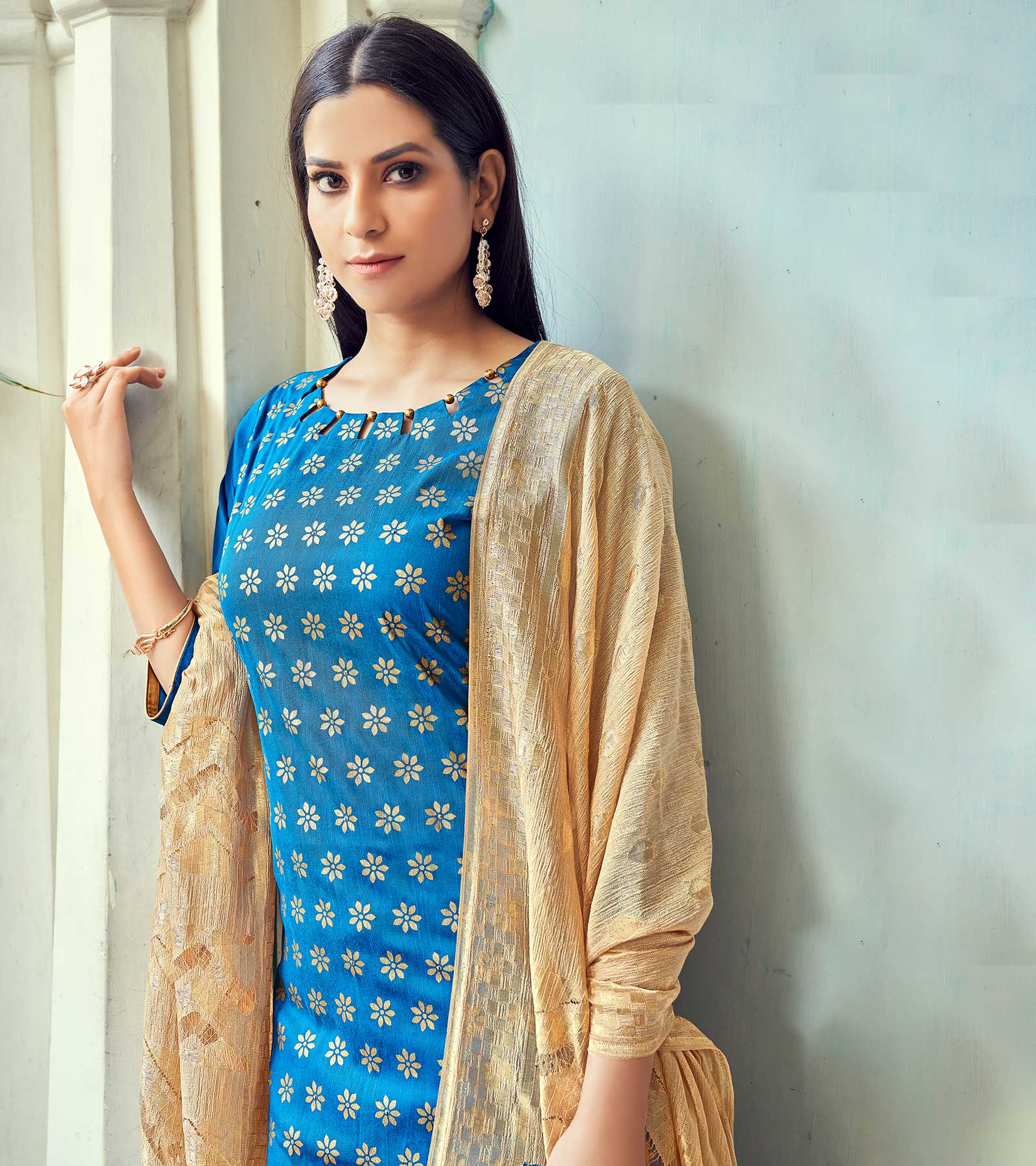 Laxmipati Taffeta Silk Electric Blue Table Print Top With Fancy Dupatta And Pant