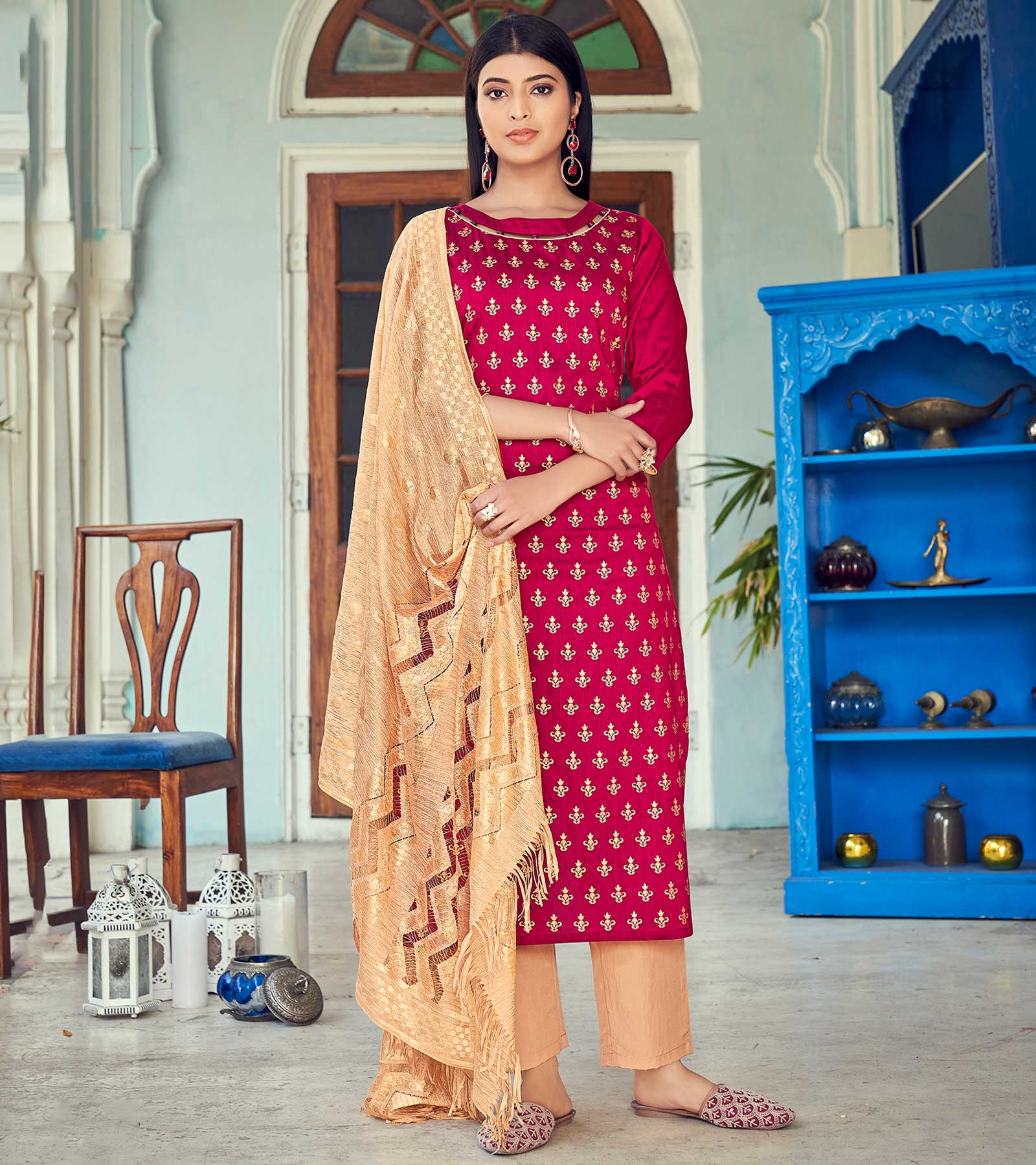 Laxmipati Taffeta Silk Bright Magenta Table Print Top With Fancy Dupatta And Pant