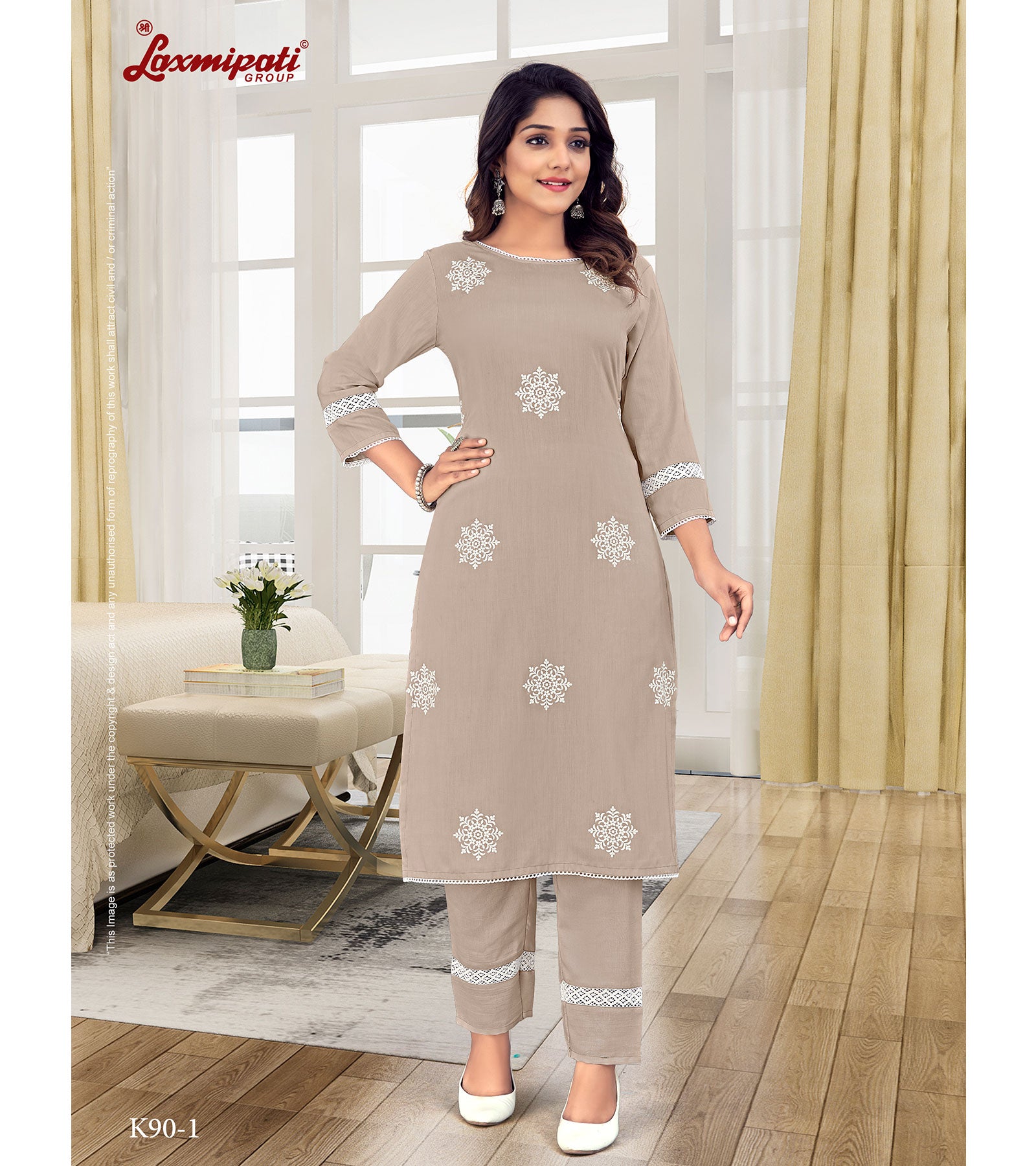 Laxmipati Muslin Tapestry Straight Cut Kurti With Pant