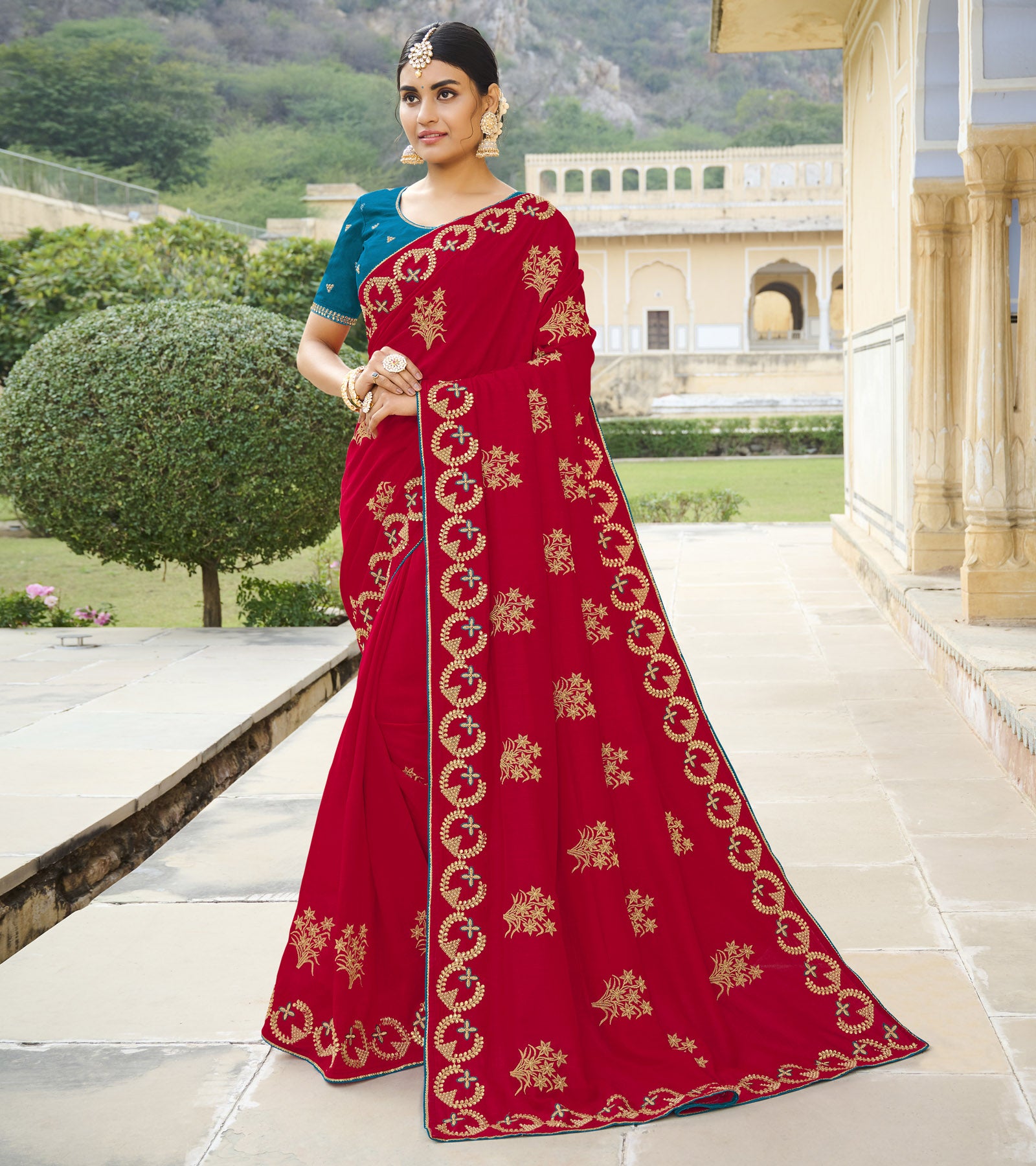 Laxmipati Tangail Silk Red Saree