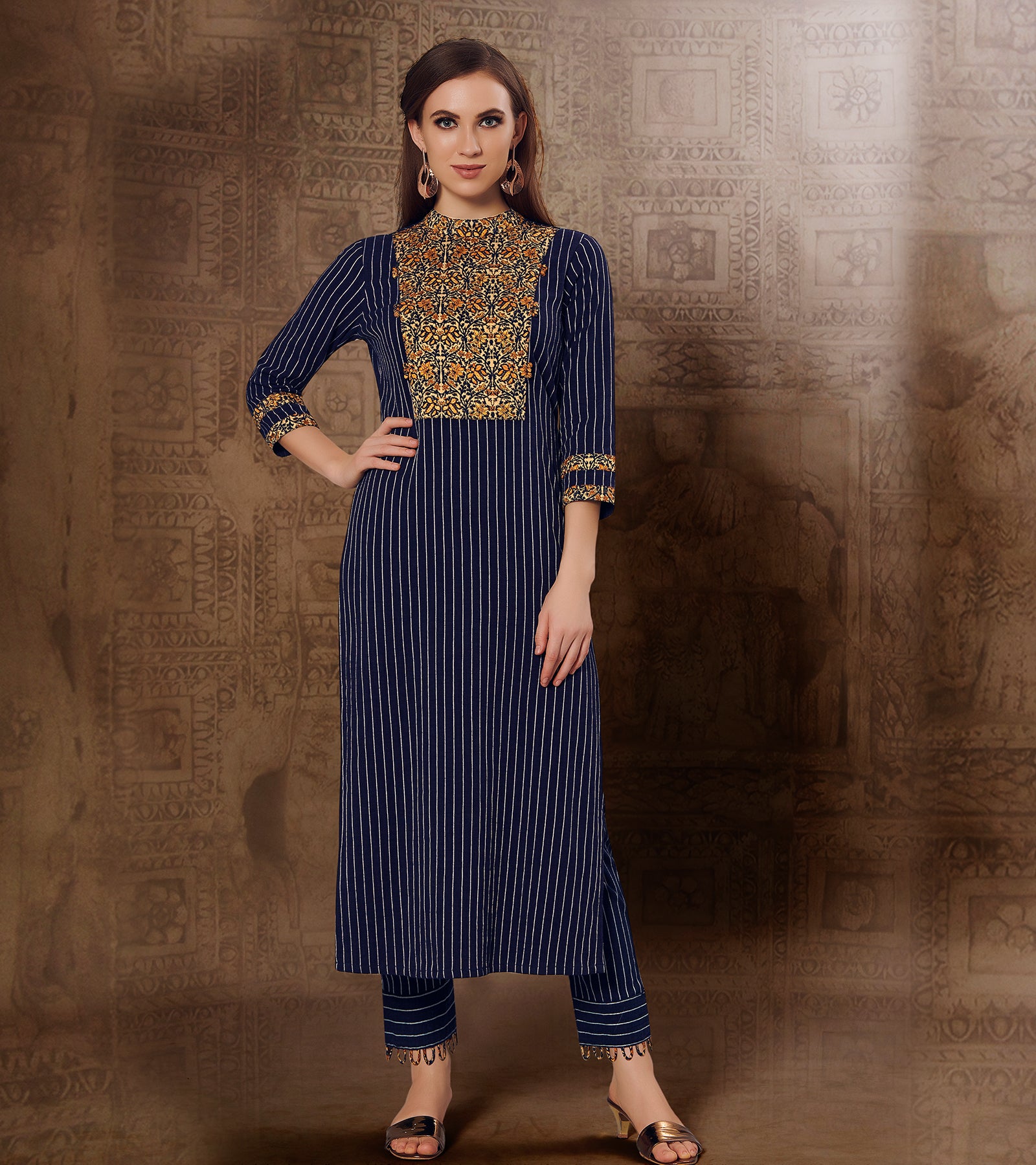 Laxmipati Chex & Strips stretchable Cotton Navy Blue Side Pocket & Straight cut kurti with mask.